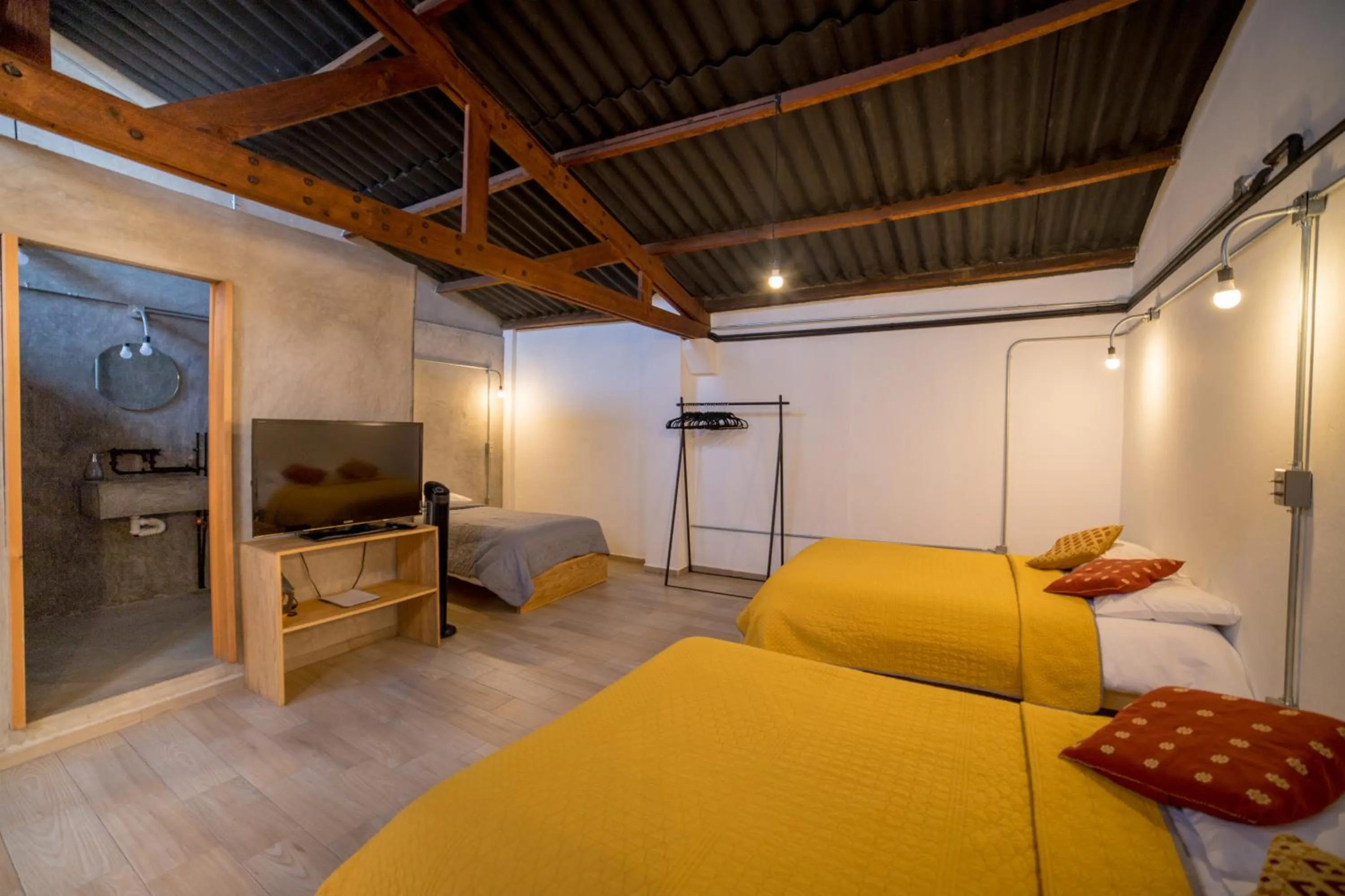 TV and multimedia in Ixmukané Hotel & Spa