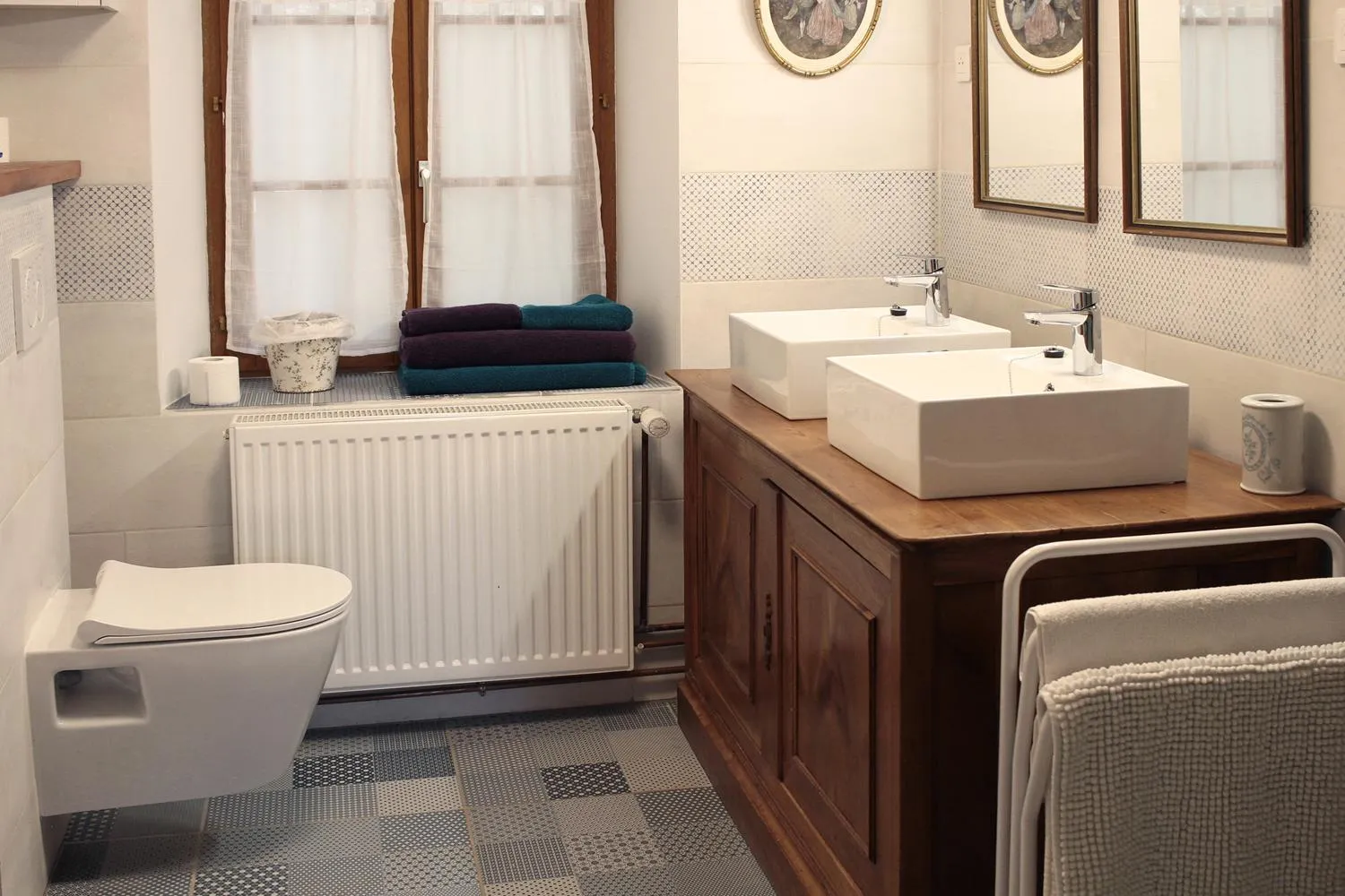 Bathroom in Le clos des artistes - Chambres d'hôtes