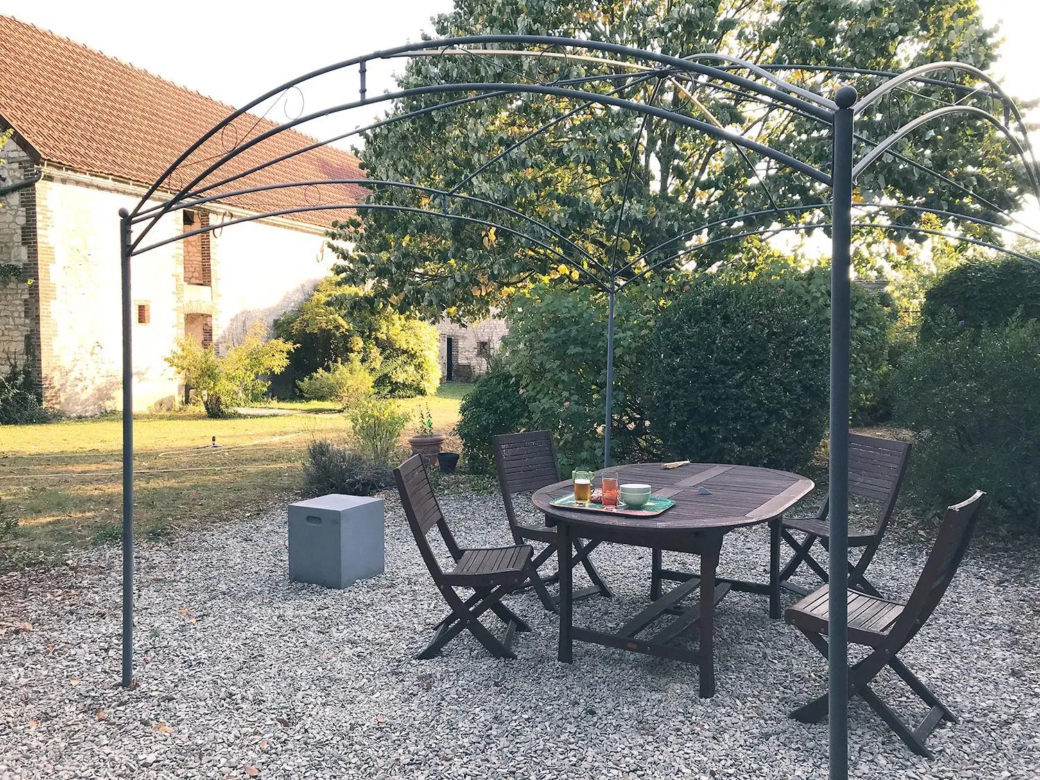 Patio in Le clos des artistes - Chambres d'hôtes