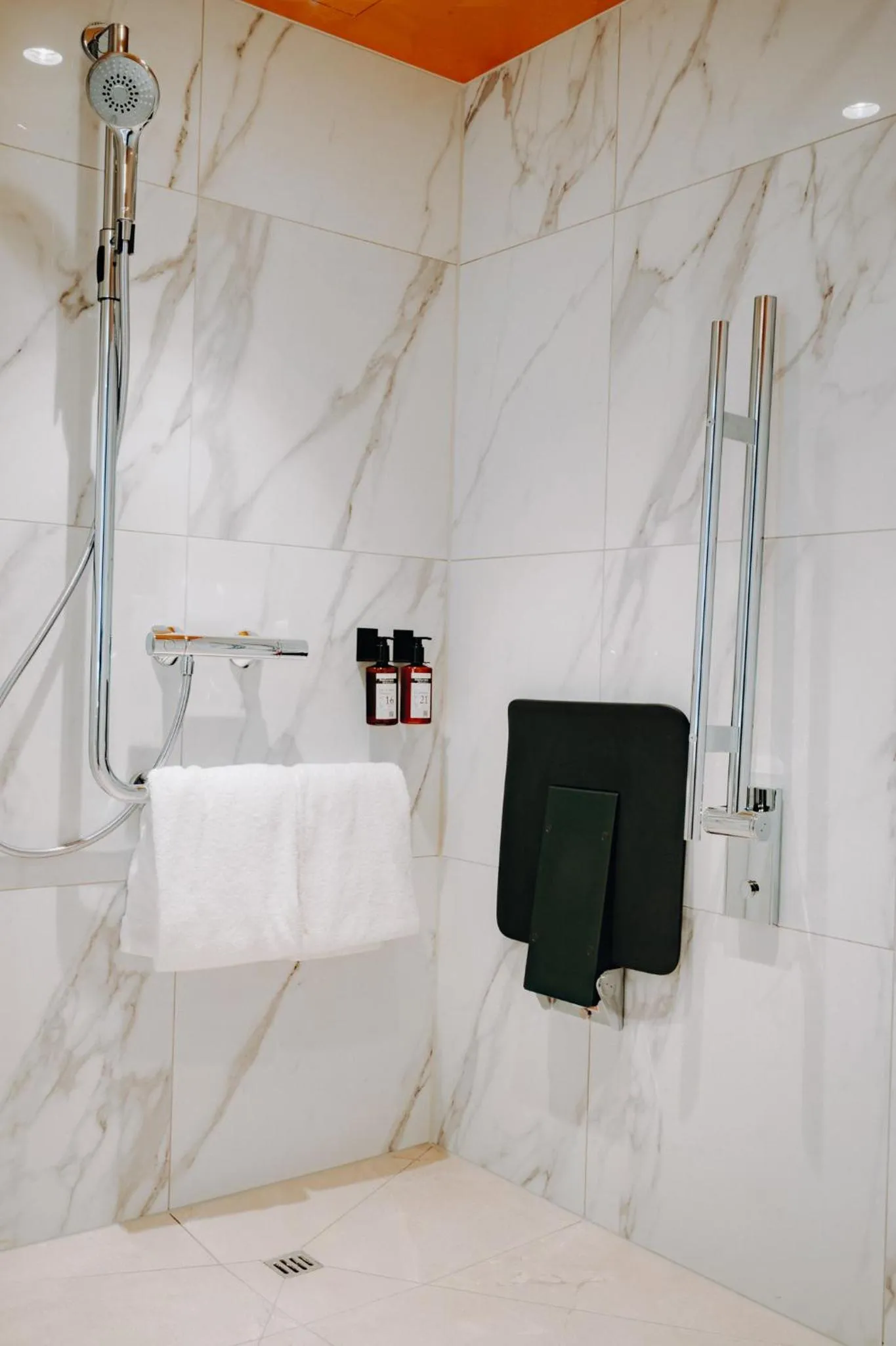 Bathroom in AMERON Luzern Hotel Flora