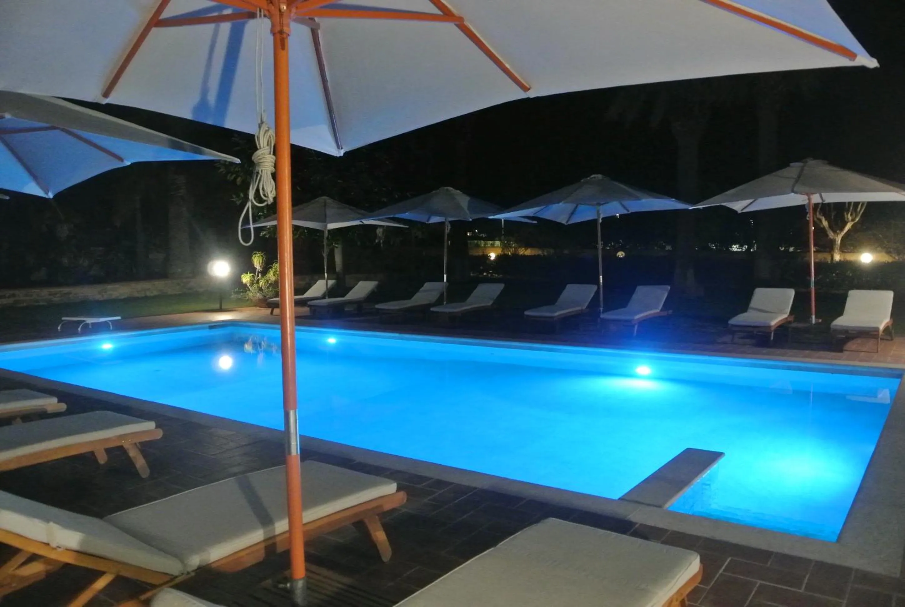 Night in Villa Carlotta Resort