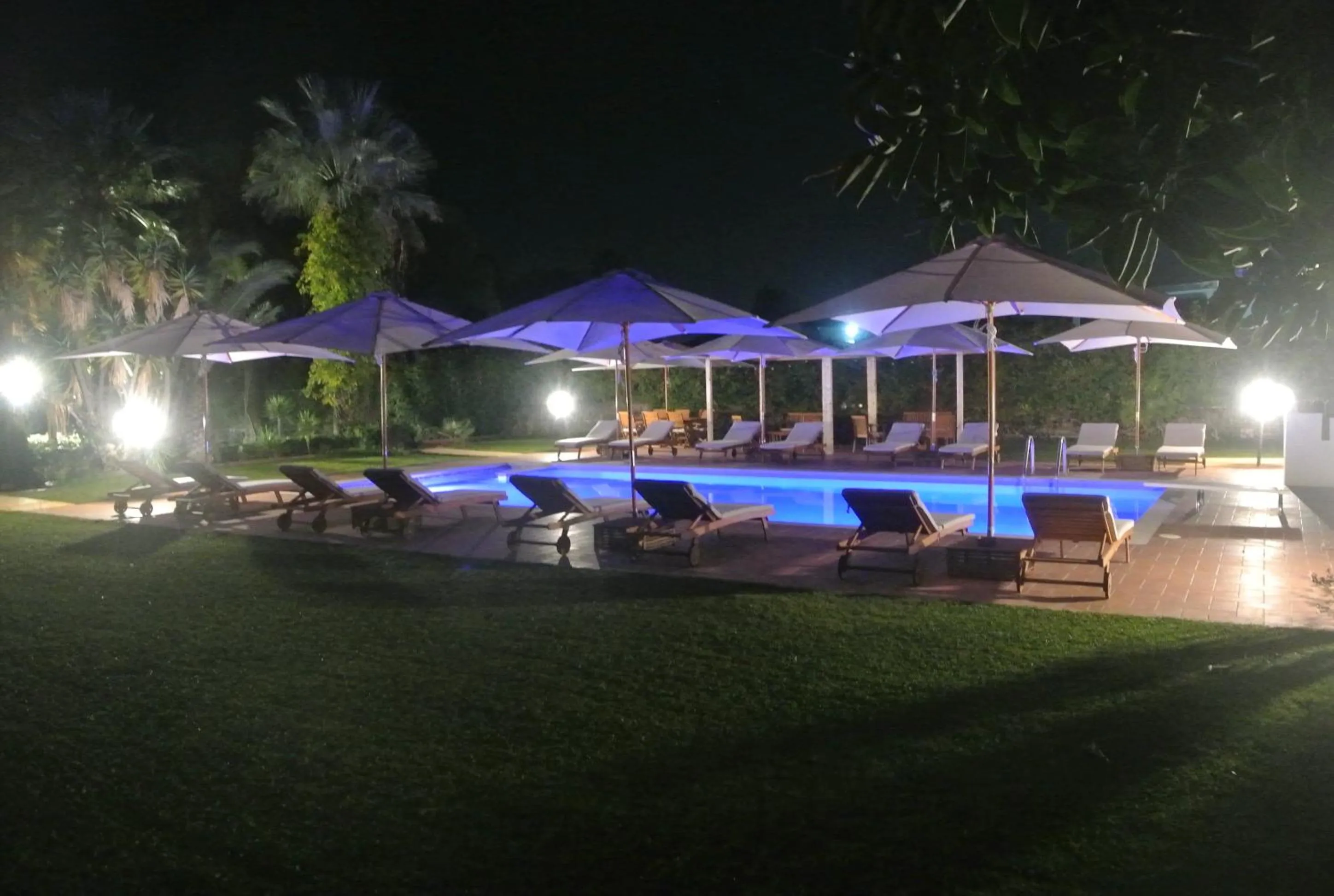 Night in Villa Carlotta Resort