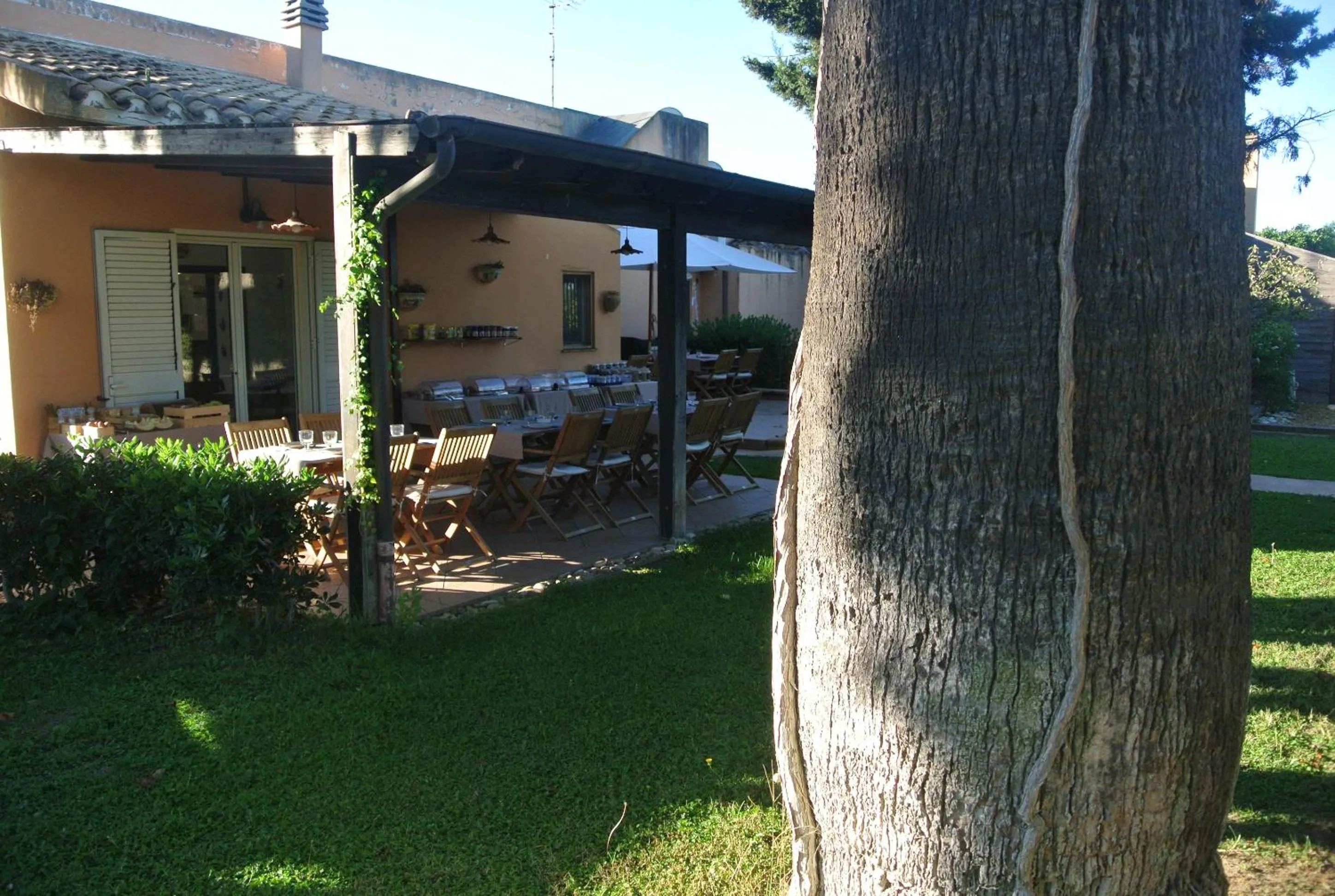 Breakfast in Villa Carlotta Resort