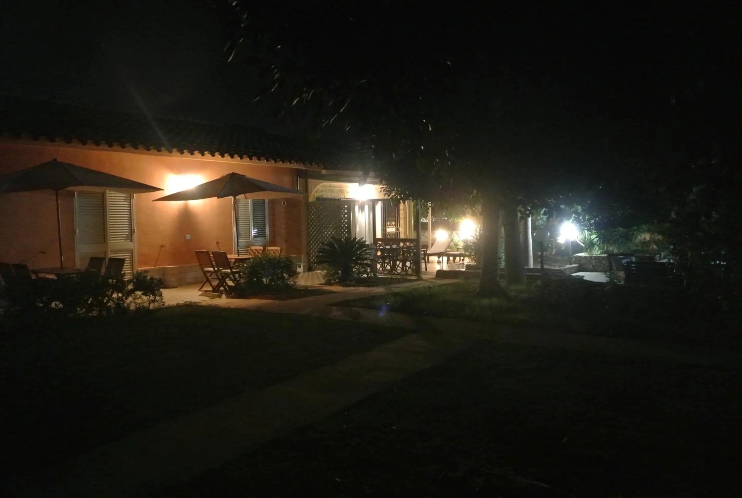 Night in Villa Carlotta Resort