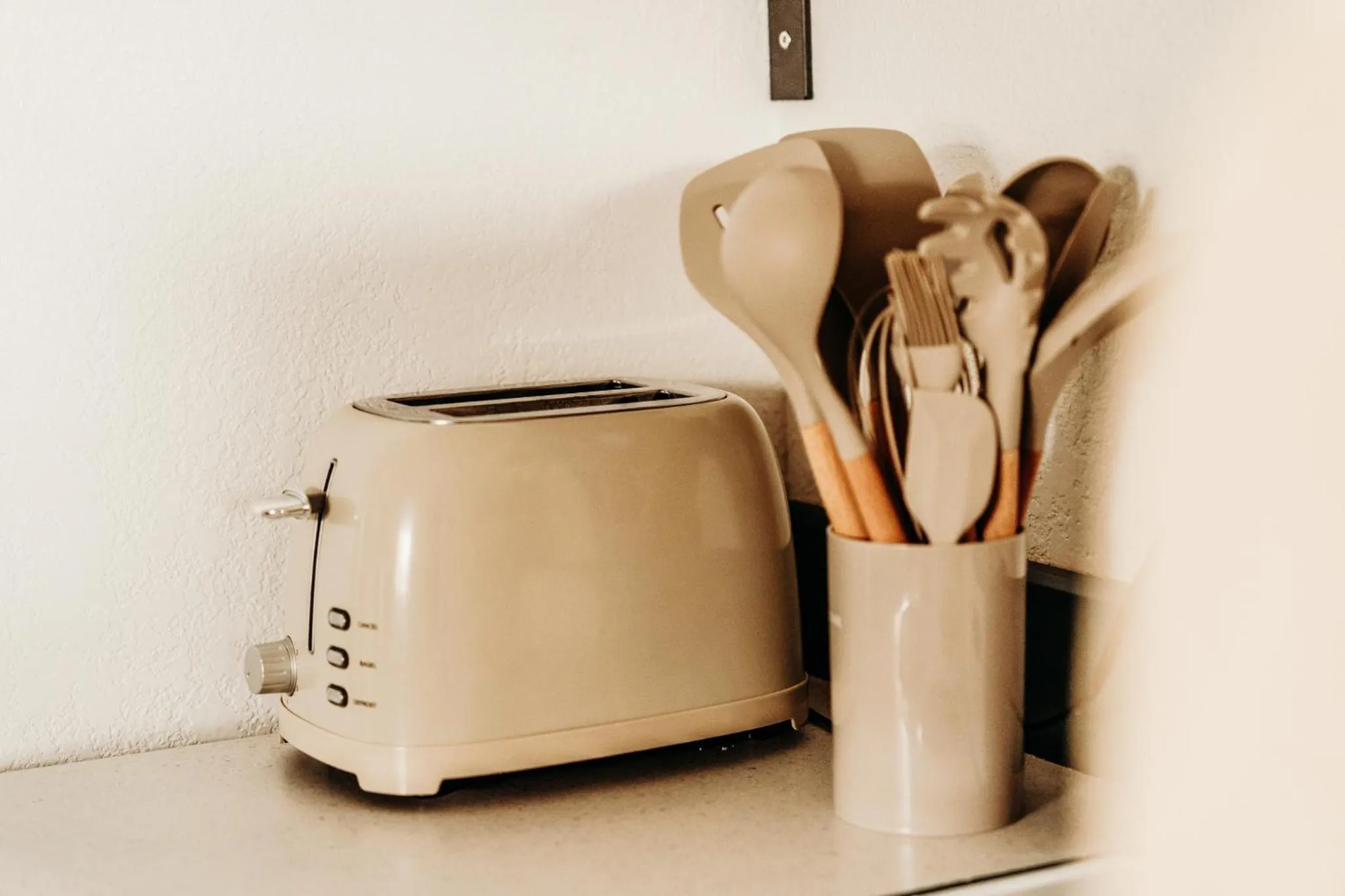 Kitchen or kitchenette in Happy Trails Bed and Breakfast