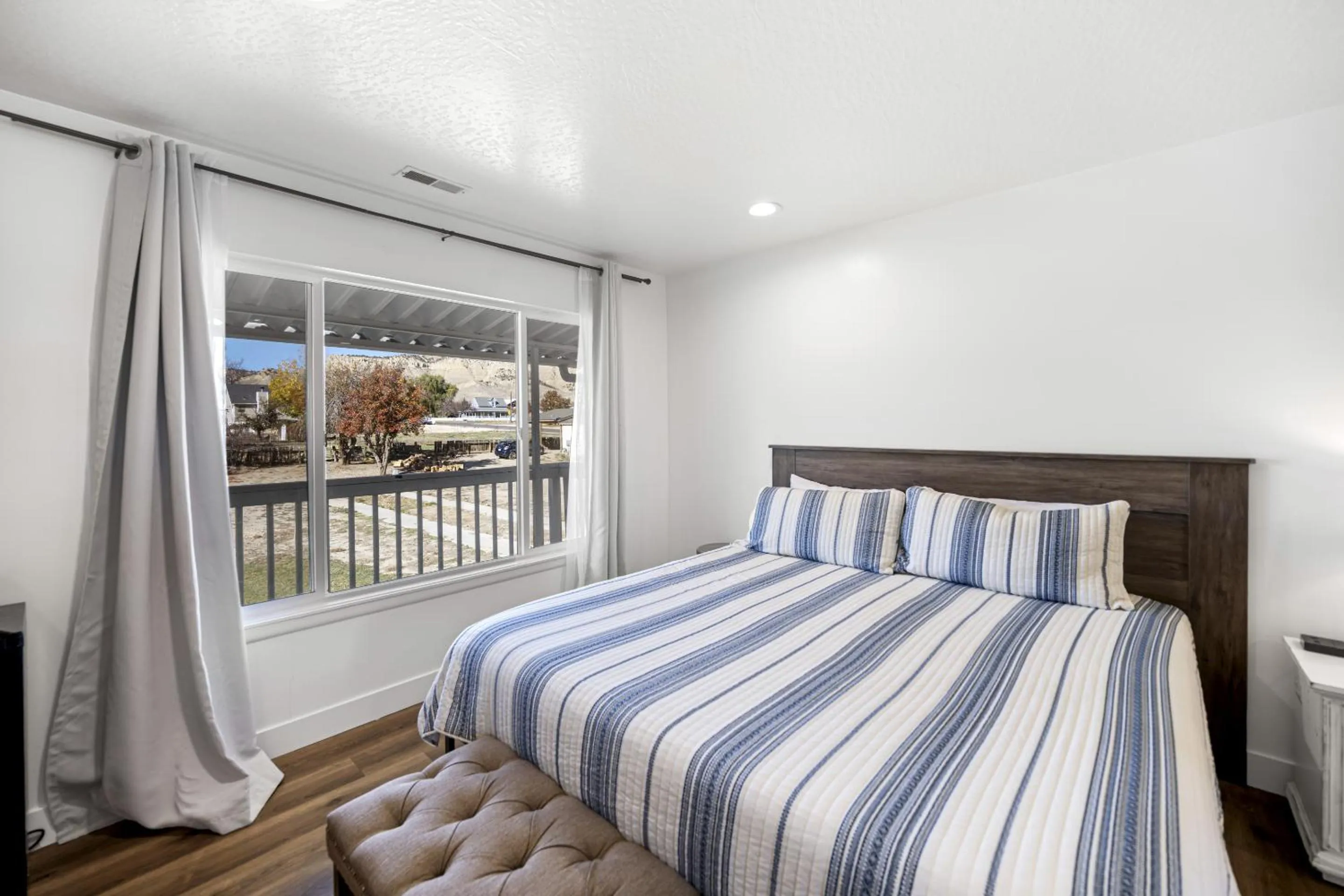 Bedroom, Bed in Happy Trails Bed and Breakfast