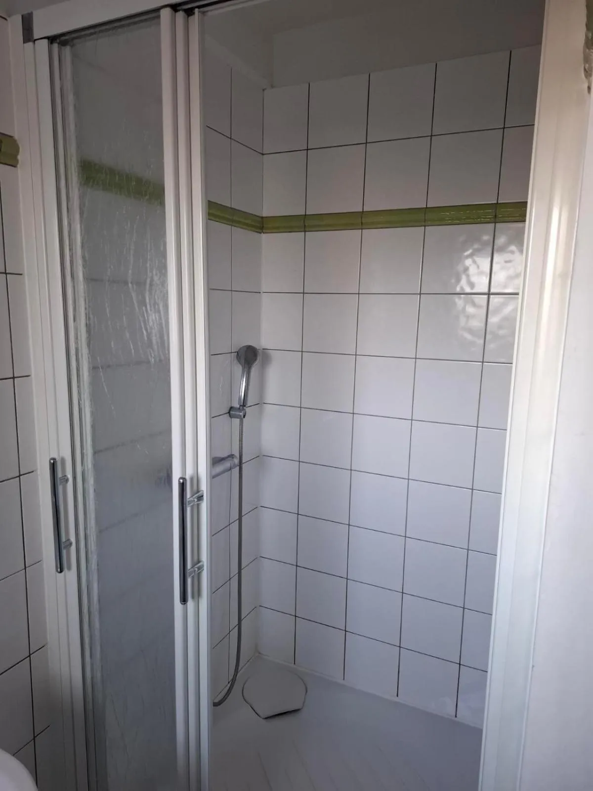 Le Crist'Al, hôtel climatisé, front de mer, proche du centre ville, et solution de restauration