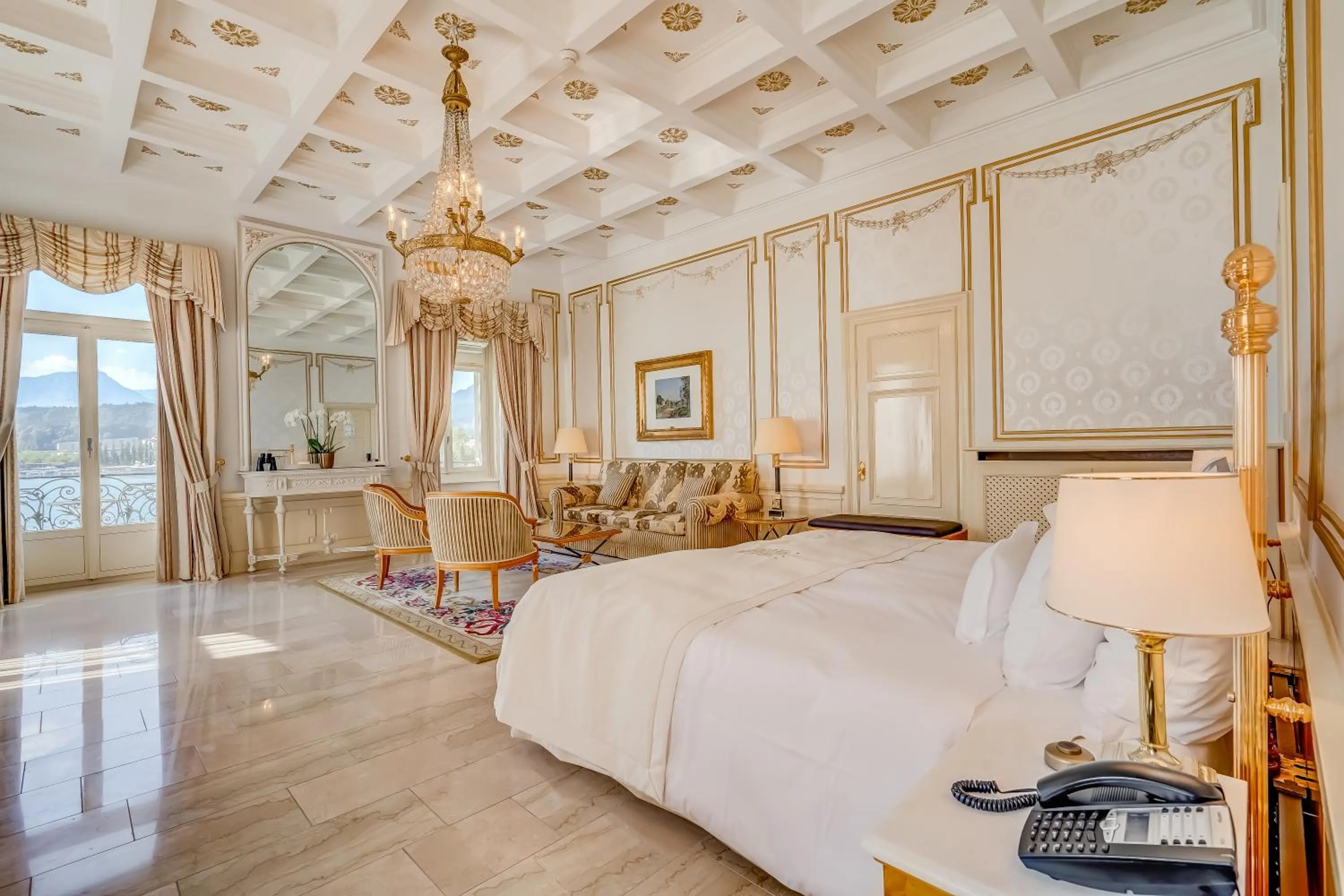 Bedroom, Bed in Grand Hotel National Luzern