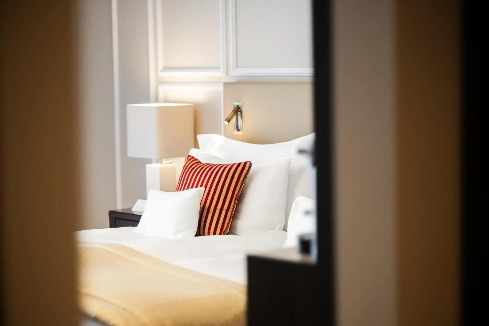 Bed in Grand Hotel National Luzern