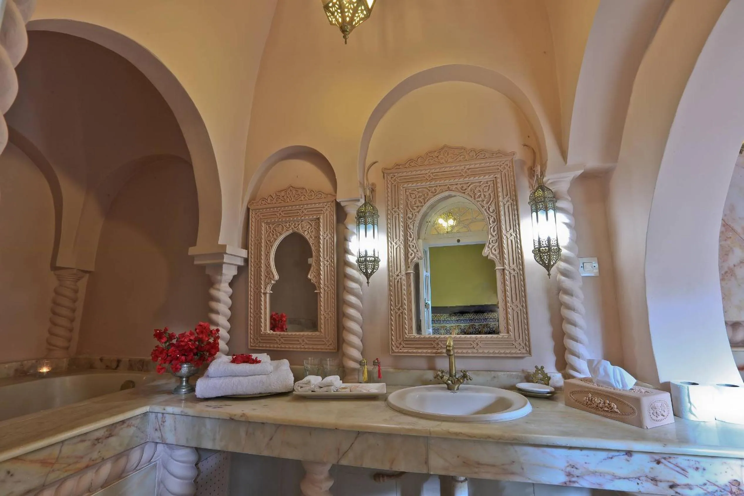 Massage in Riad Dar El Malaika