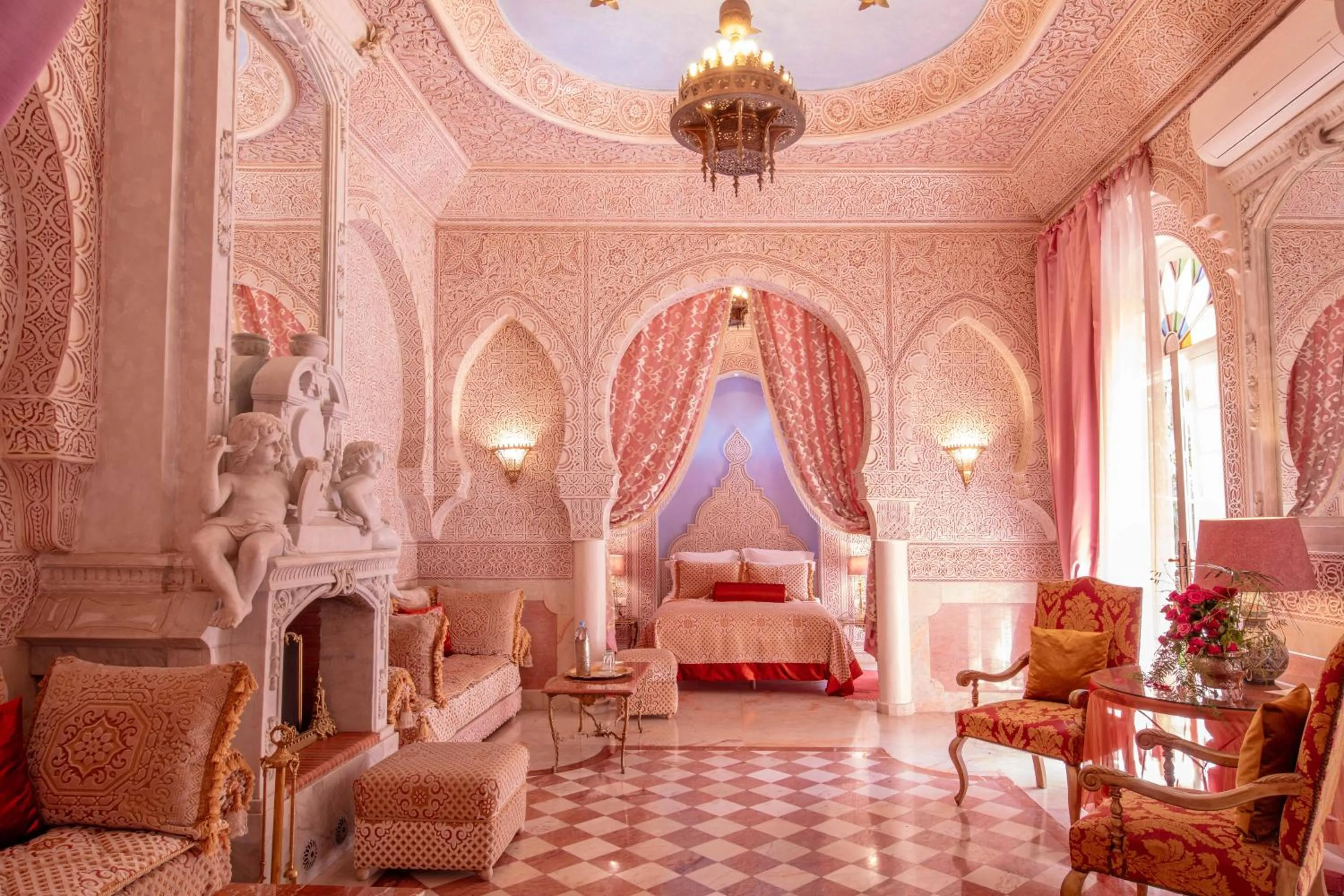 Bed in Riad Dar El Malaika