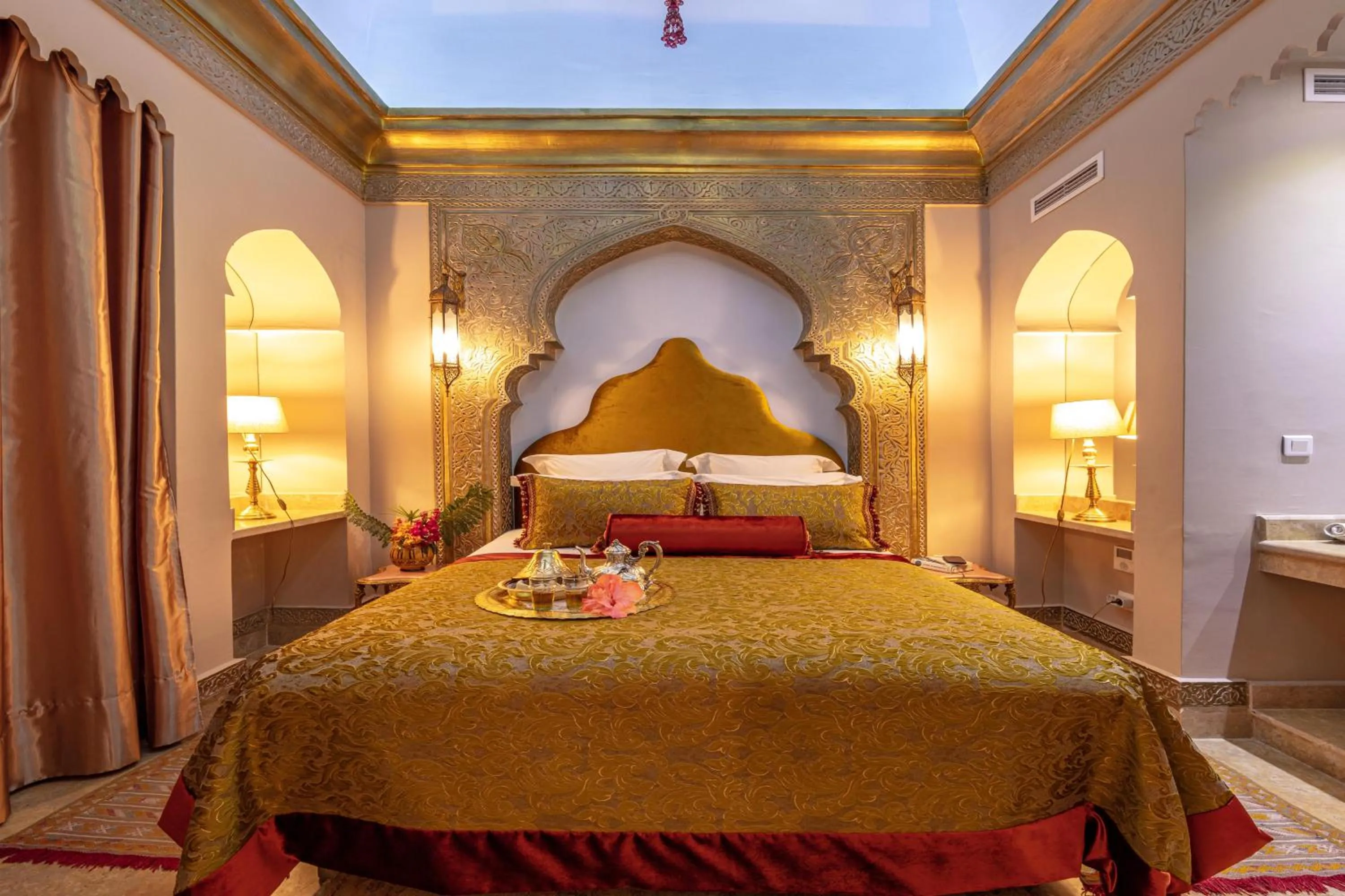 Bed in Riad Dar El Malaika