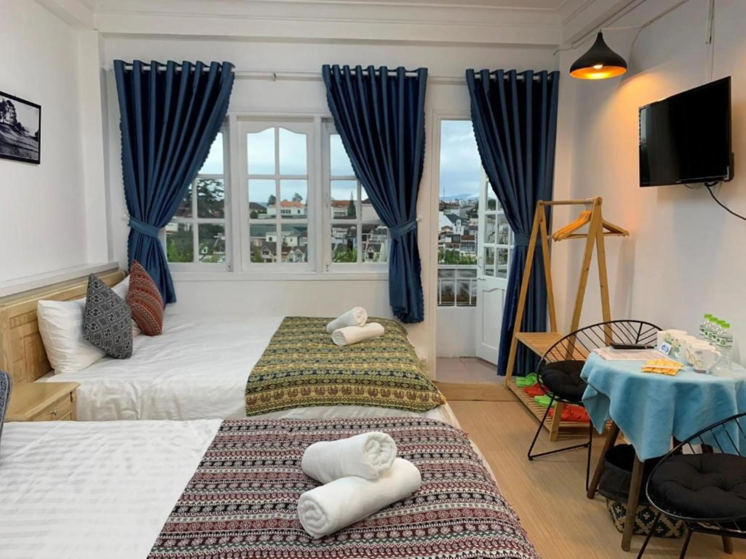 Bedroom, Bed in Chau Giang Hotel