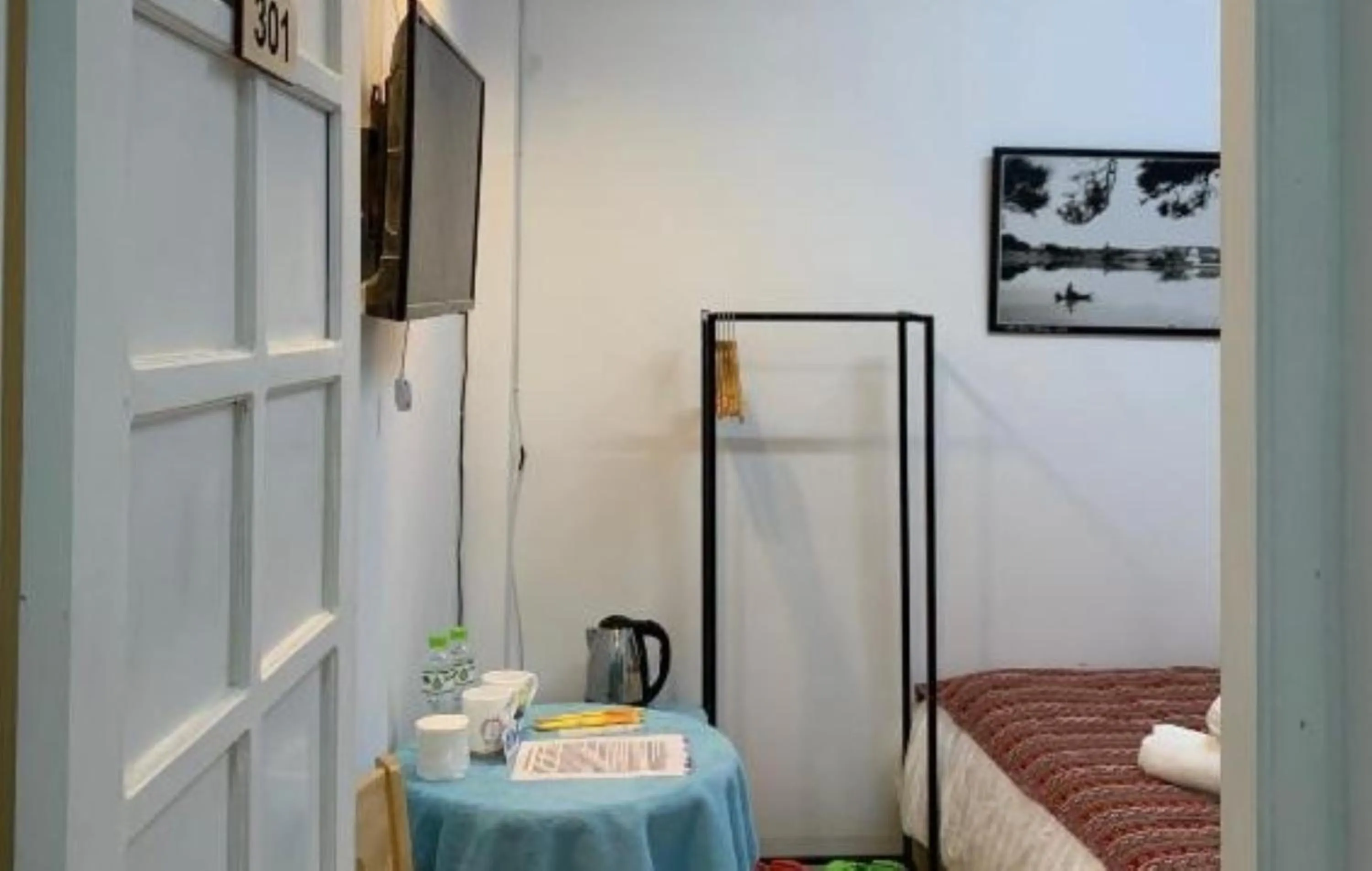 Bedroom, Bed in Chau Giang Hotel