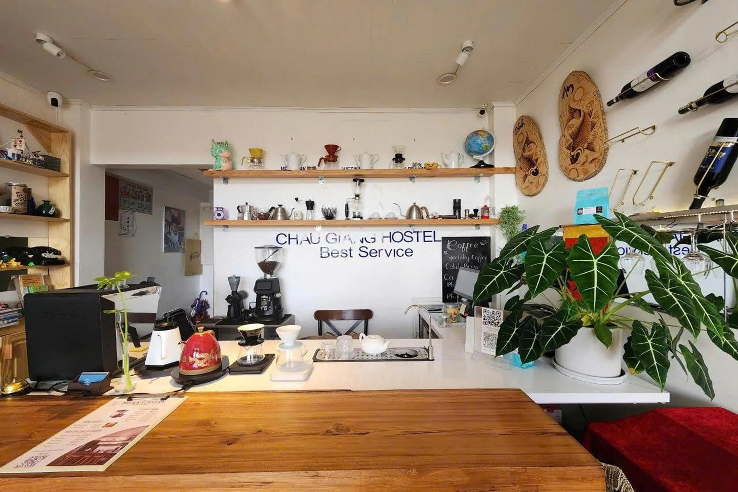 Coffee/tea facilities in Chau Giang Hotel