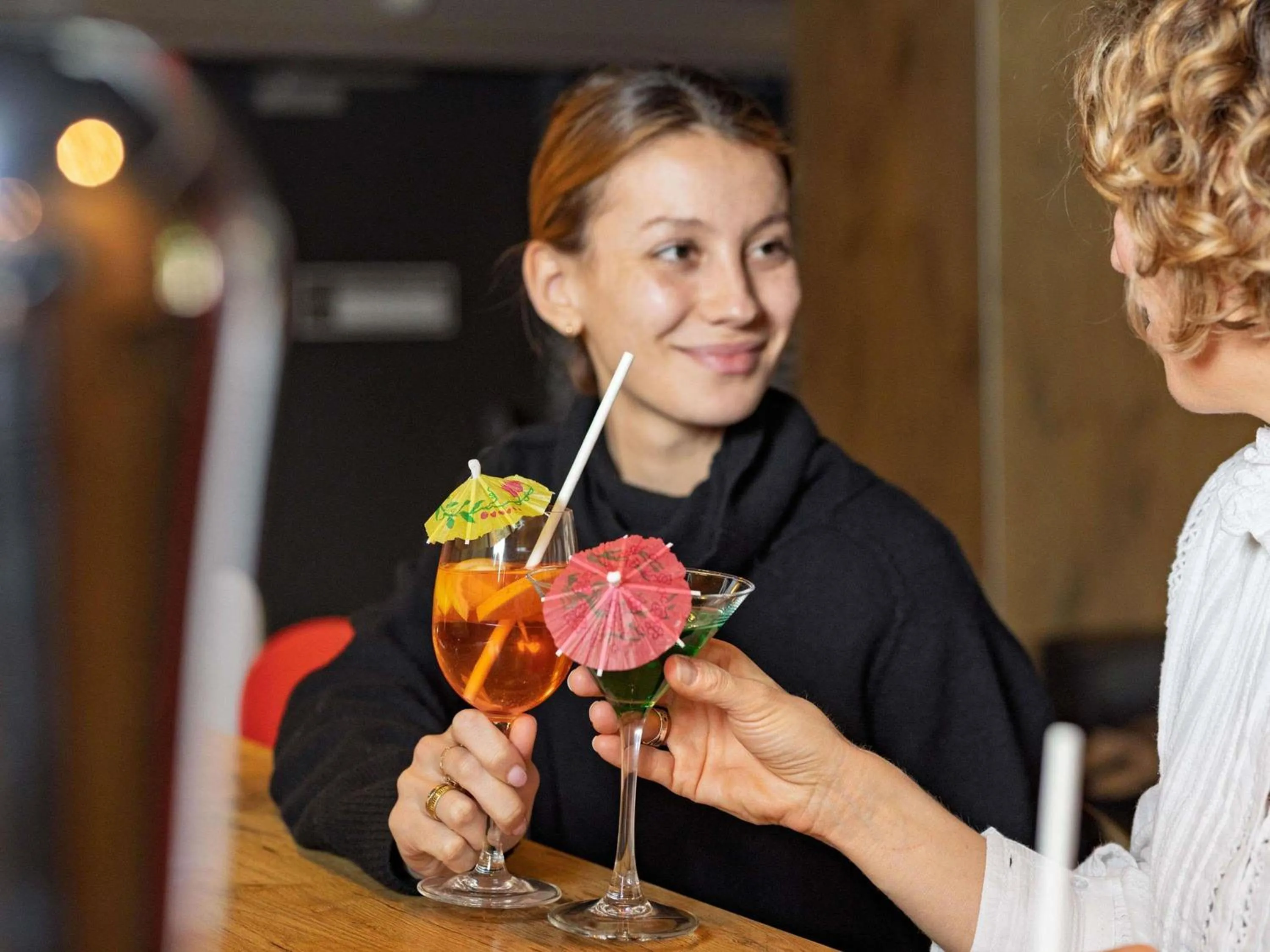 Lounge or bar in ibis Toulon La Valette