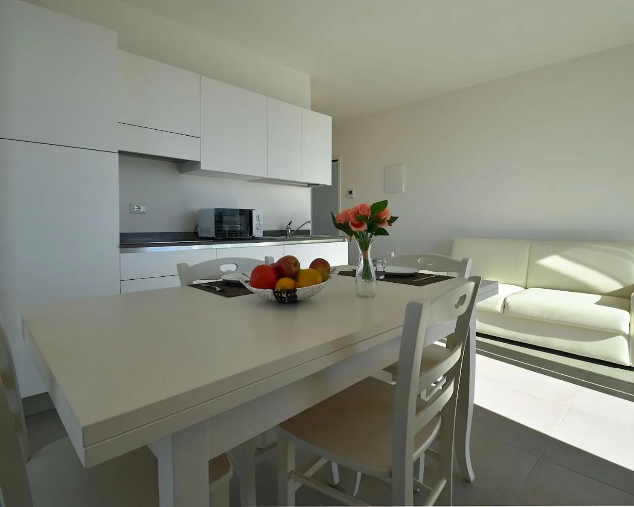 Kitchen or kitchenette, Bed in Residence Al Molo - Agenzia Cocal