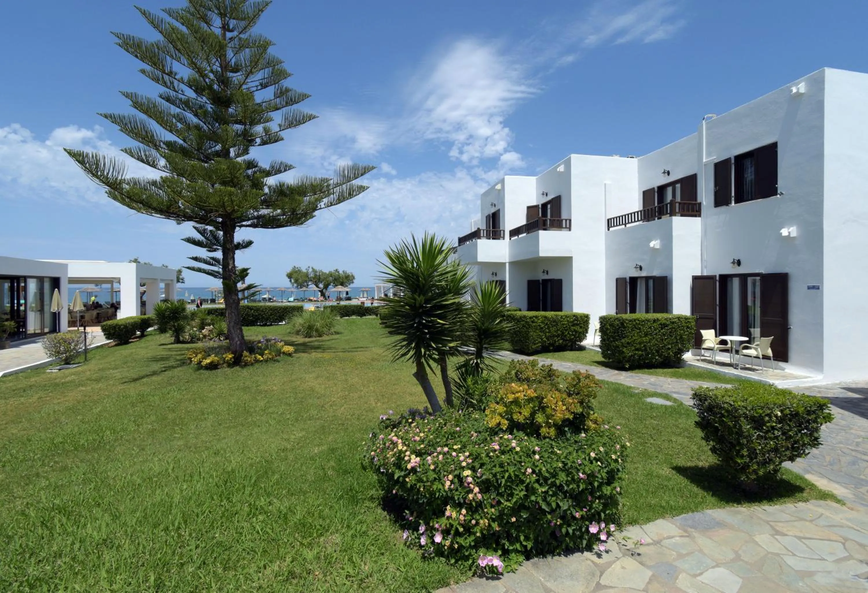 Property building in Geraniotis Hotel and Resort