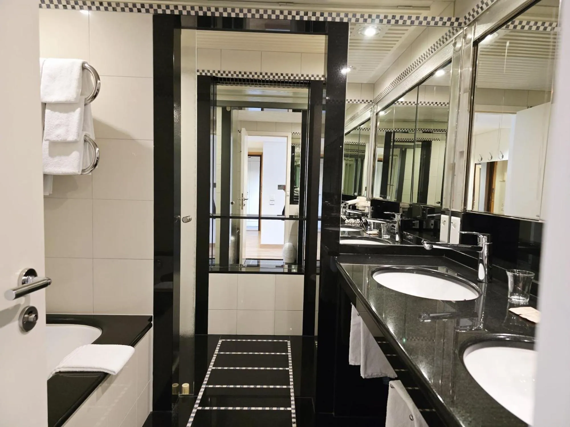 Bathroom in Olympia Hotel Zurich