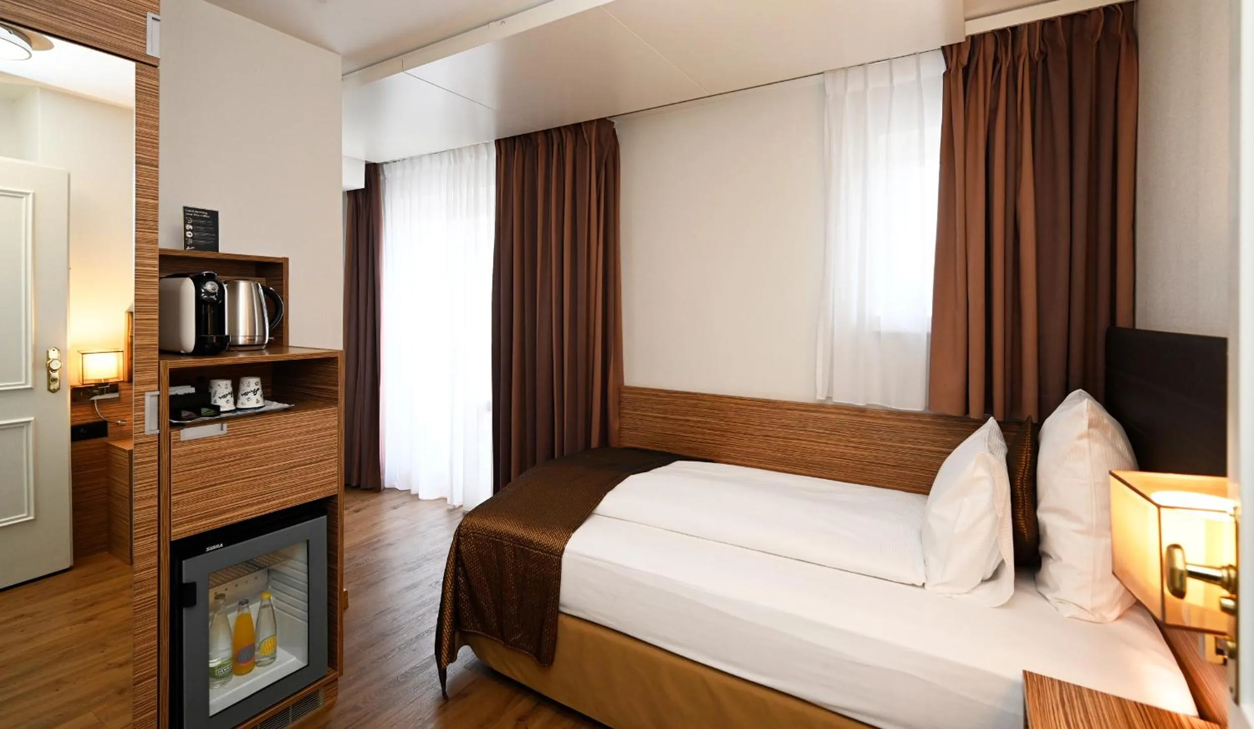 Photo of the whole room, Bed in Hotel Stoller