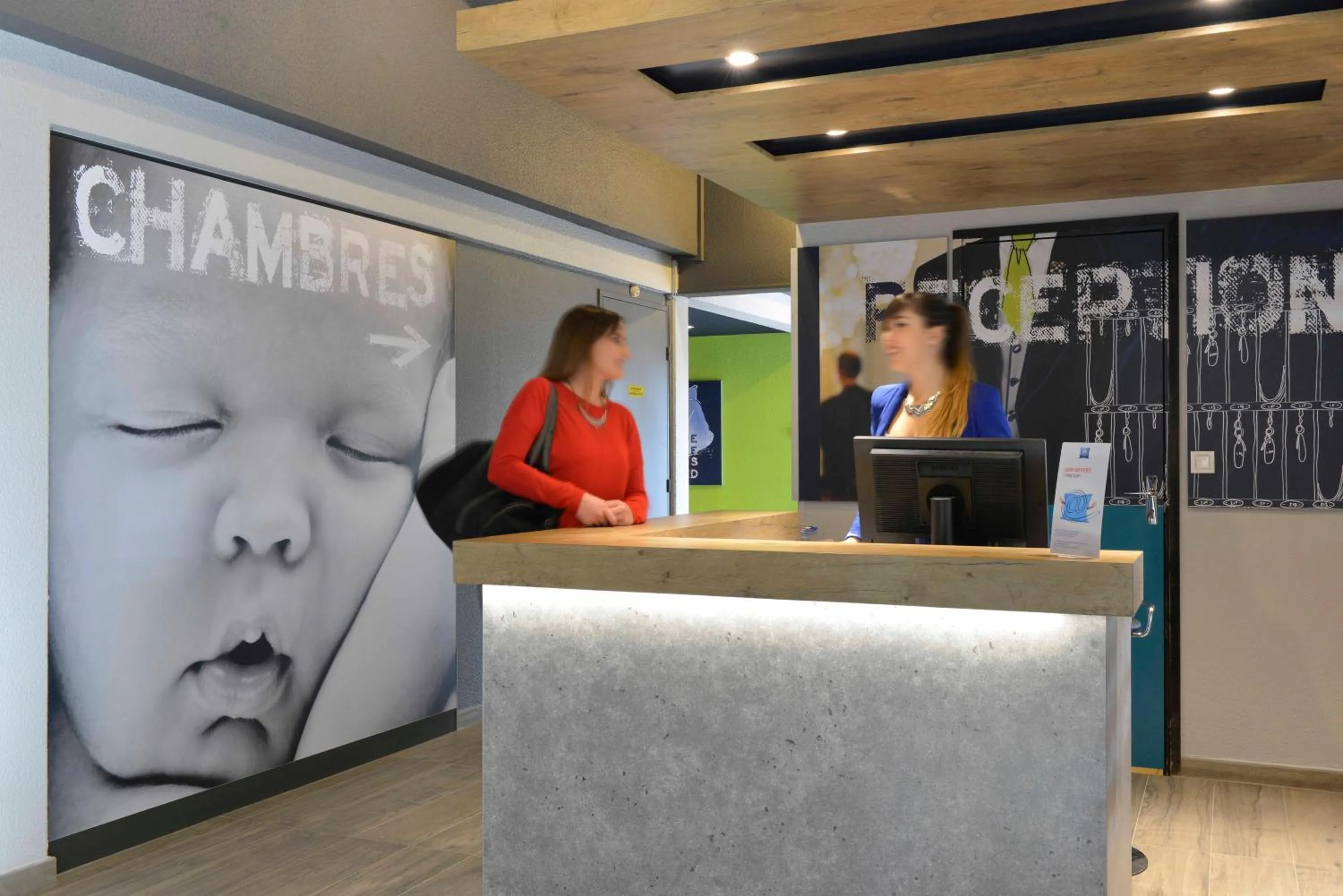 Lobby or reception in Ibis Budget Béziers Est La Giniesse