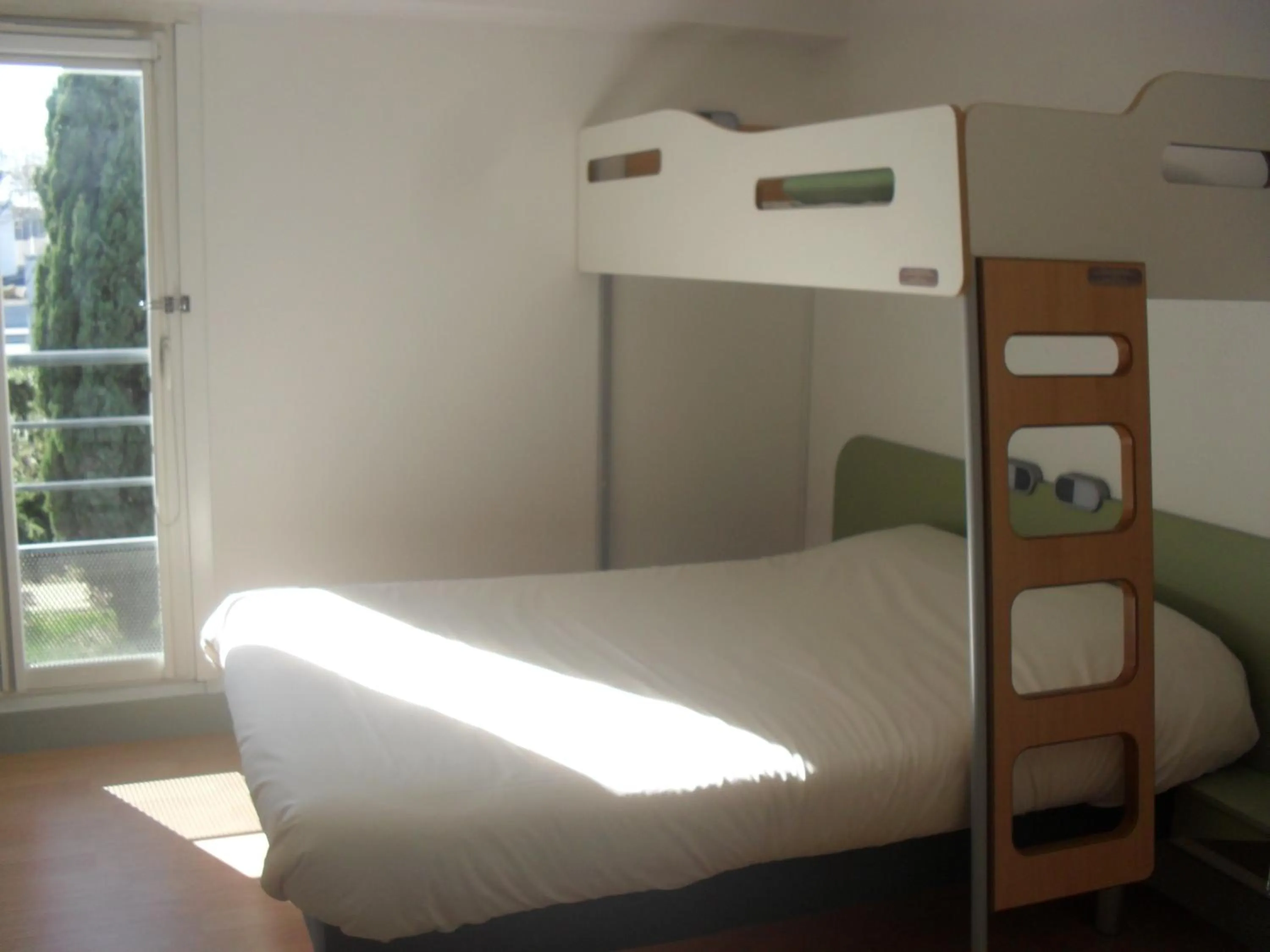 bunk bed, Bed in Ibis Budget Béziers Est La Giniesse