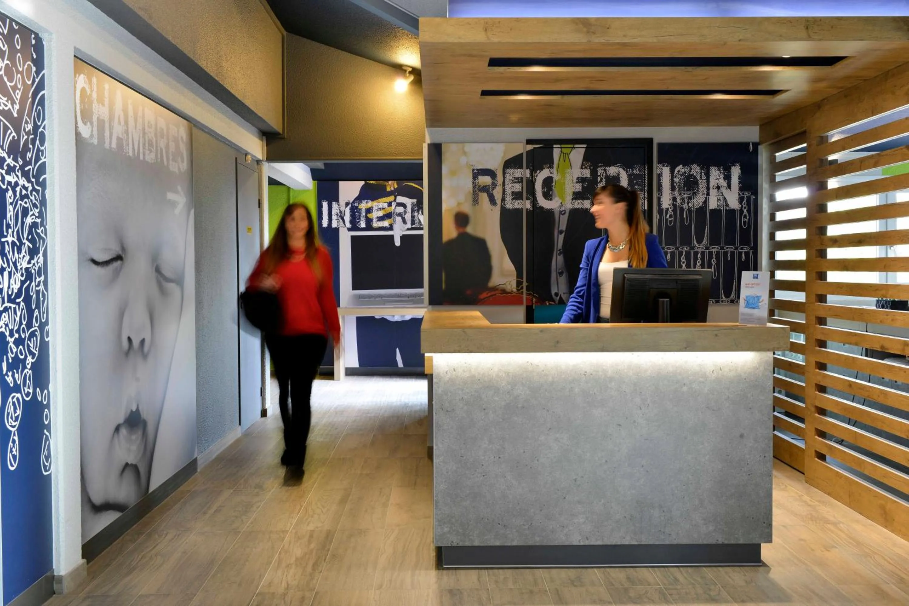 Lobby or reception in Ibis Budget Béziers Est La Giniesse