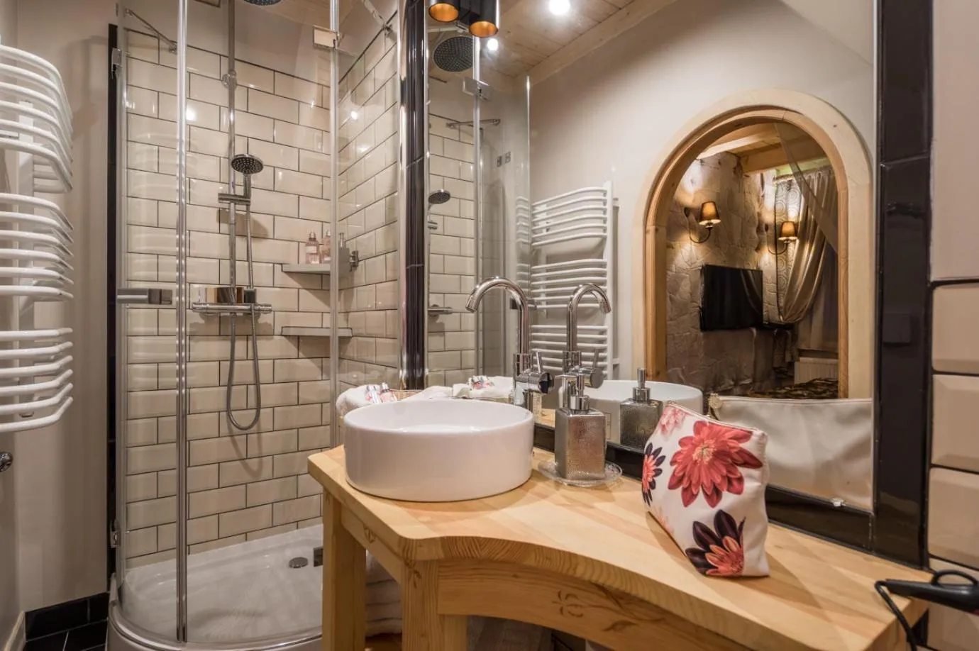 Shower in Stella doro