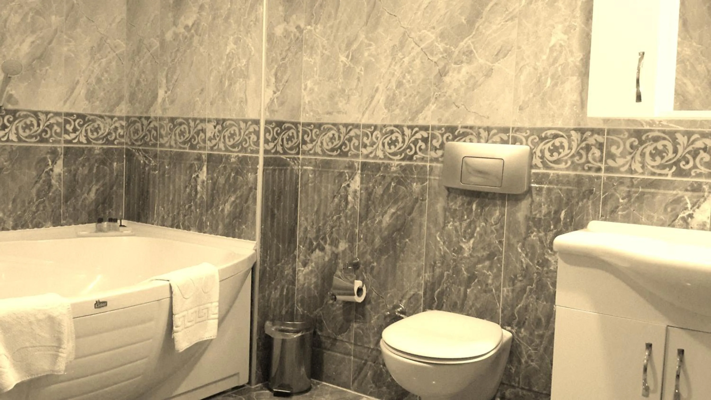 Bathroom in Kumburgaz Blue World Hotel