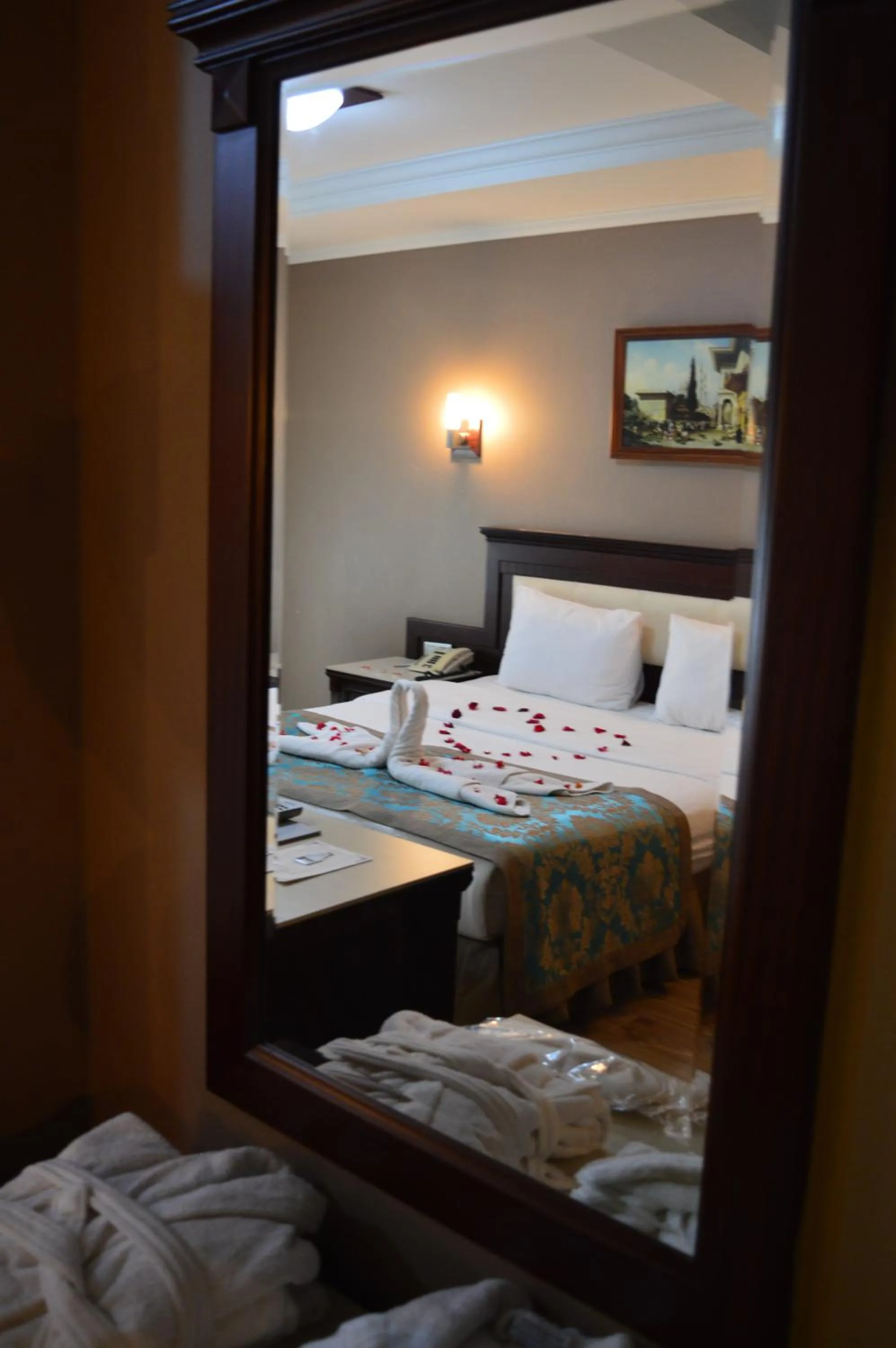 Bed in Kumburgaz Blue World Hotel