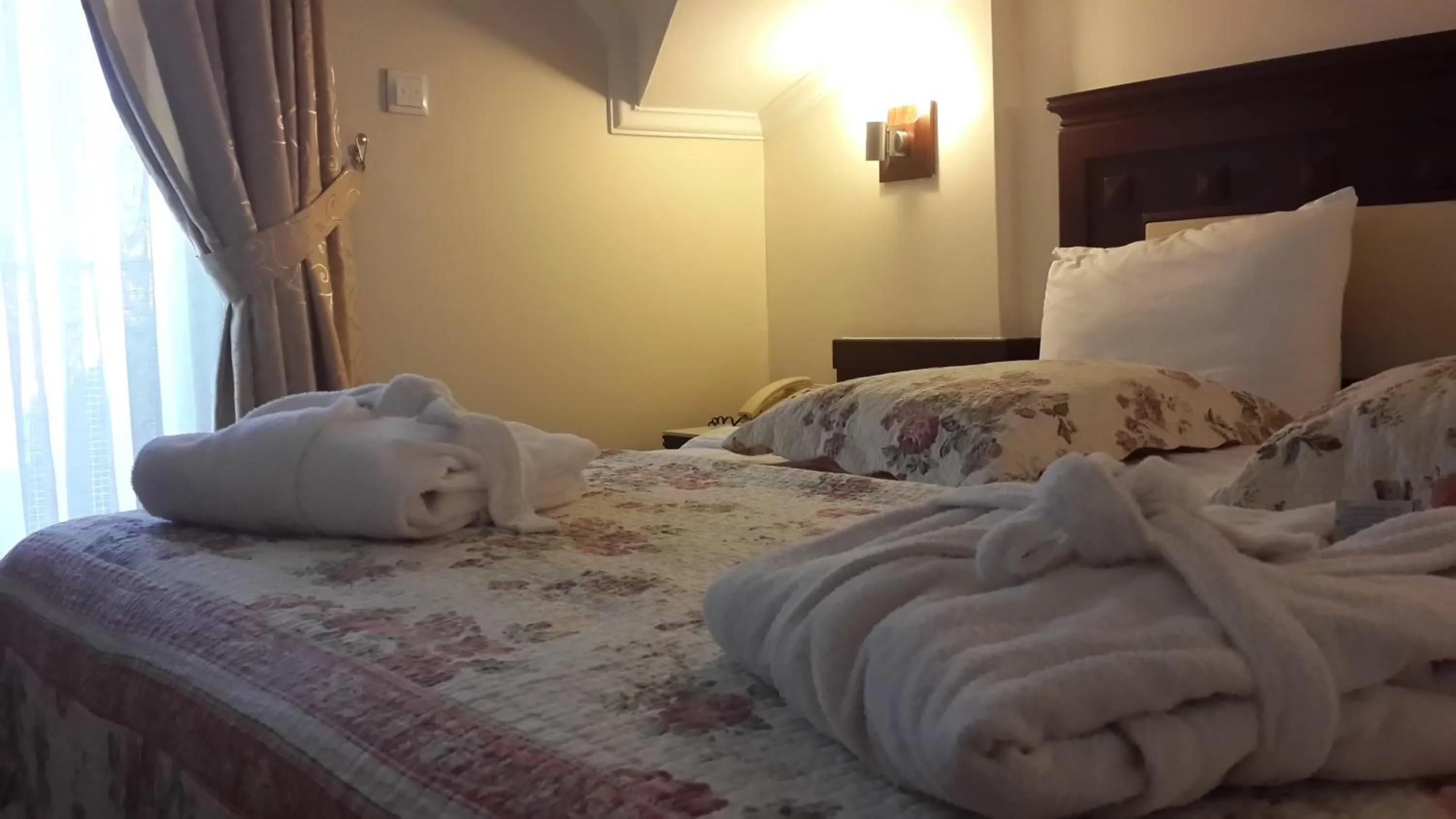 Bed in Kumburgaz Blue World Hotel