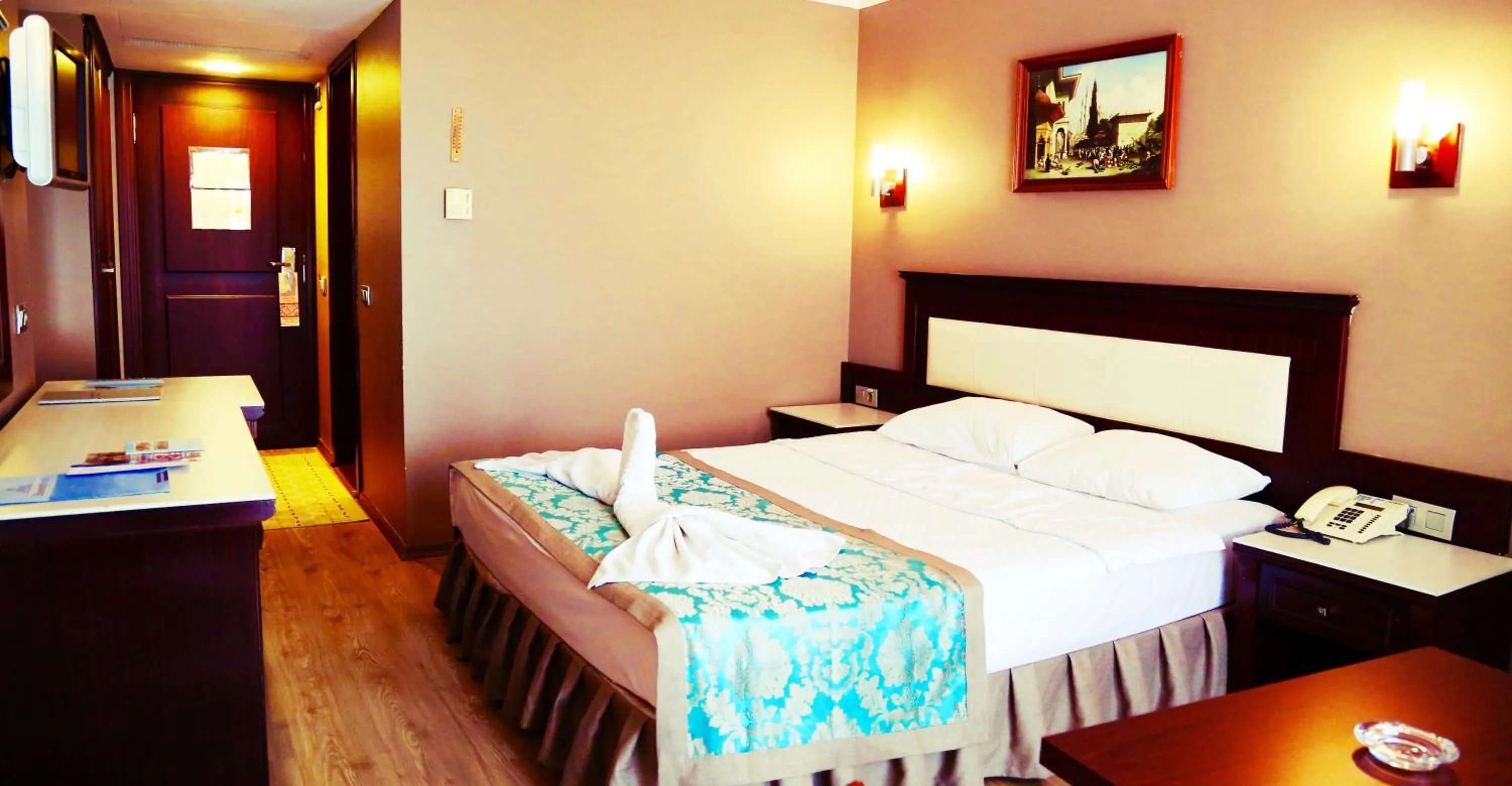 Bed in Kumburgaz Blue World Hotel