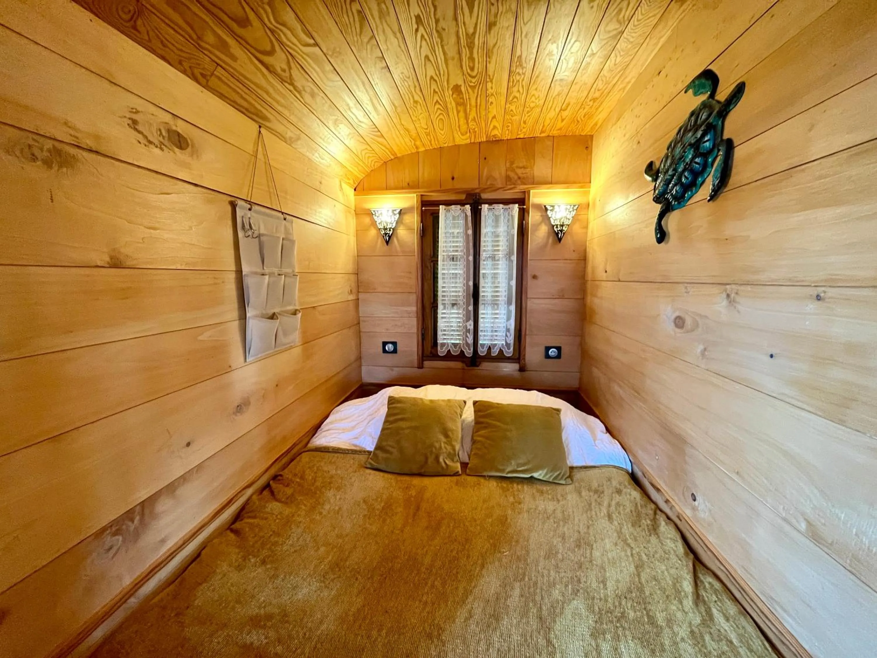 Bed in Domaine de Campras B&B