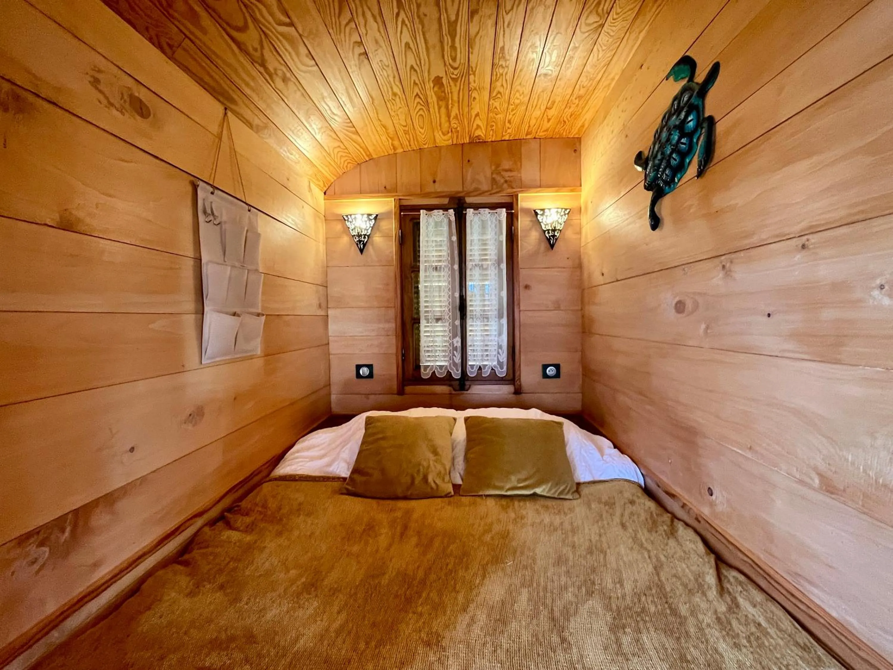 Bed in Domaine de Campras B&B