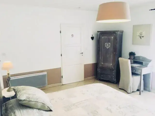 Lys Room in Domaine de Campras B&B Lys Room in Domaine de Campras B&B