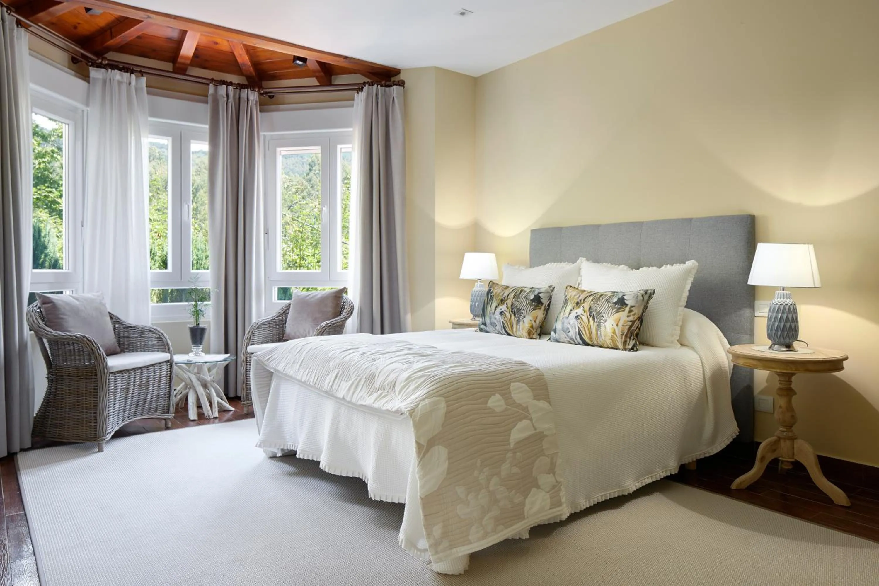 Bed in Hotel Txoriene - Arrieta - HBI01298