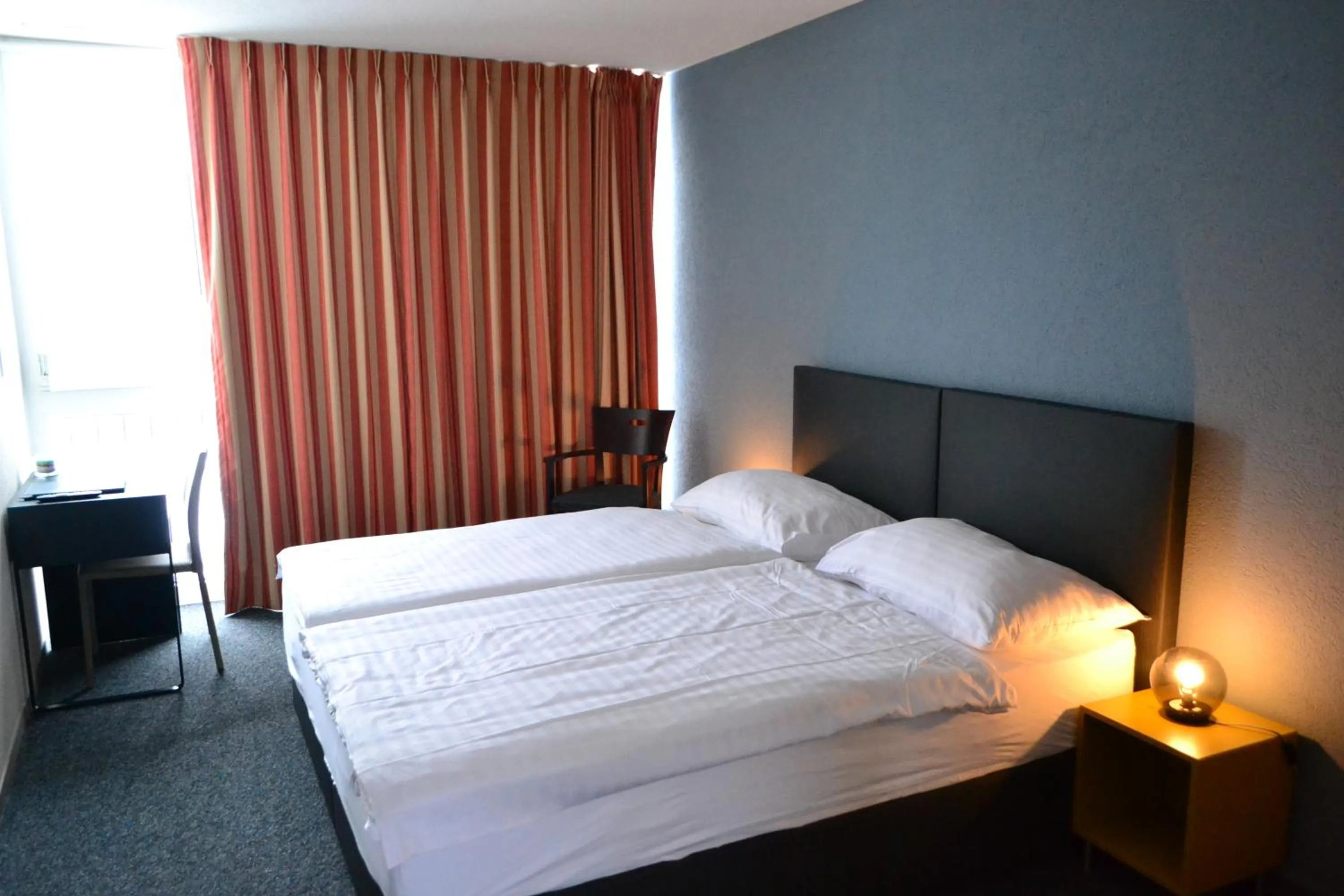 Bed in Hotel Les Rives Du Doubs