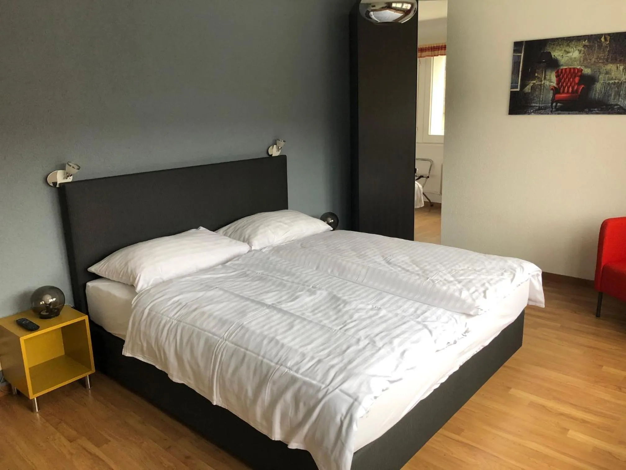 Bed in Hotel Les Rives Du Doubs