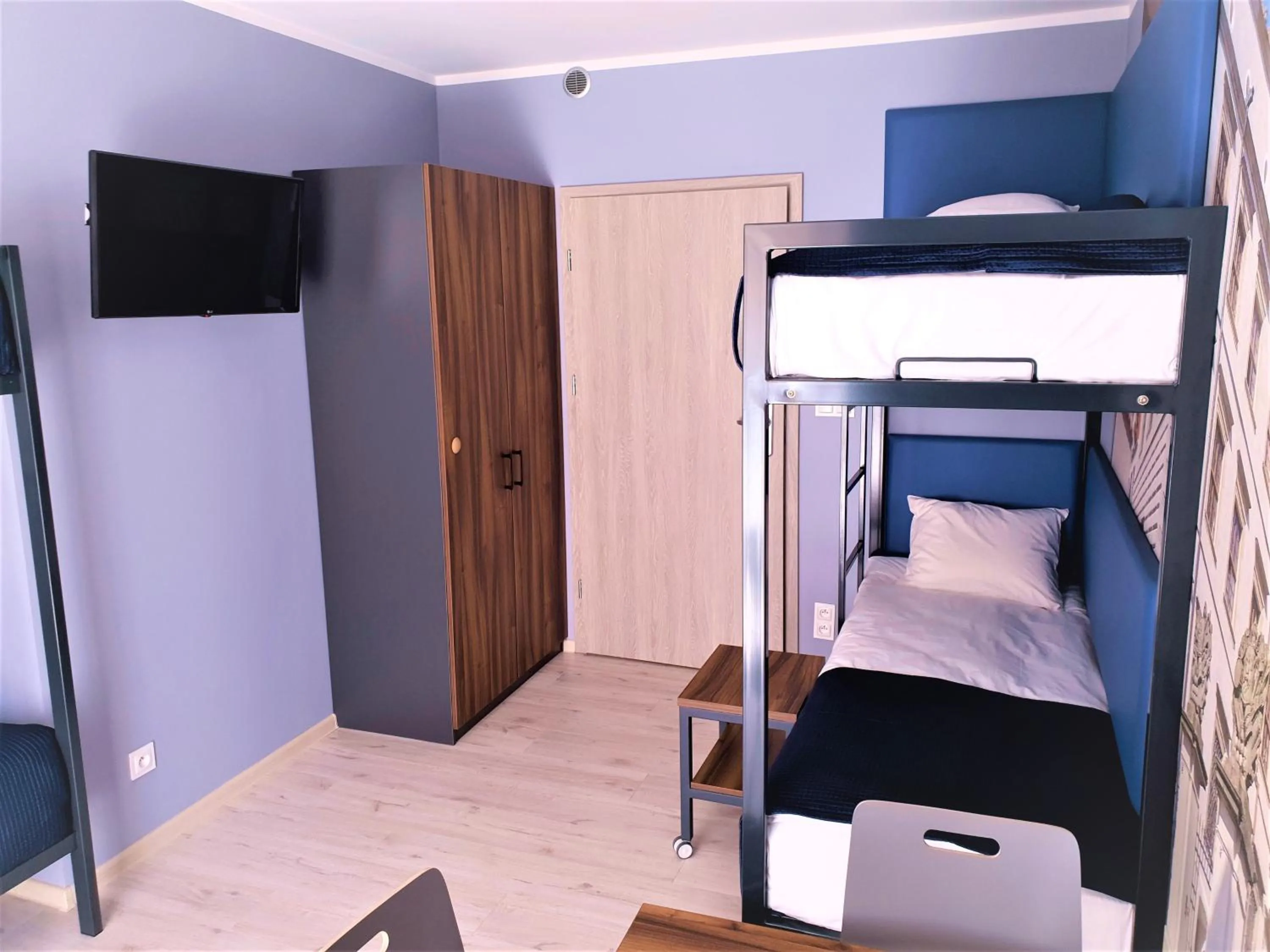 TV and multimedia, Bed in Hostel Annamarie