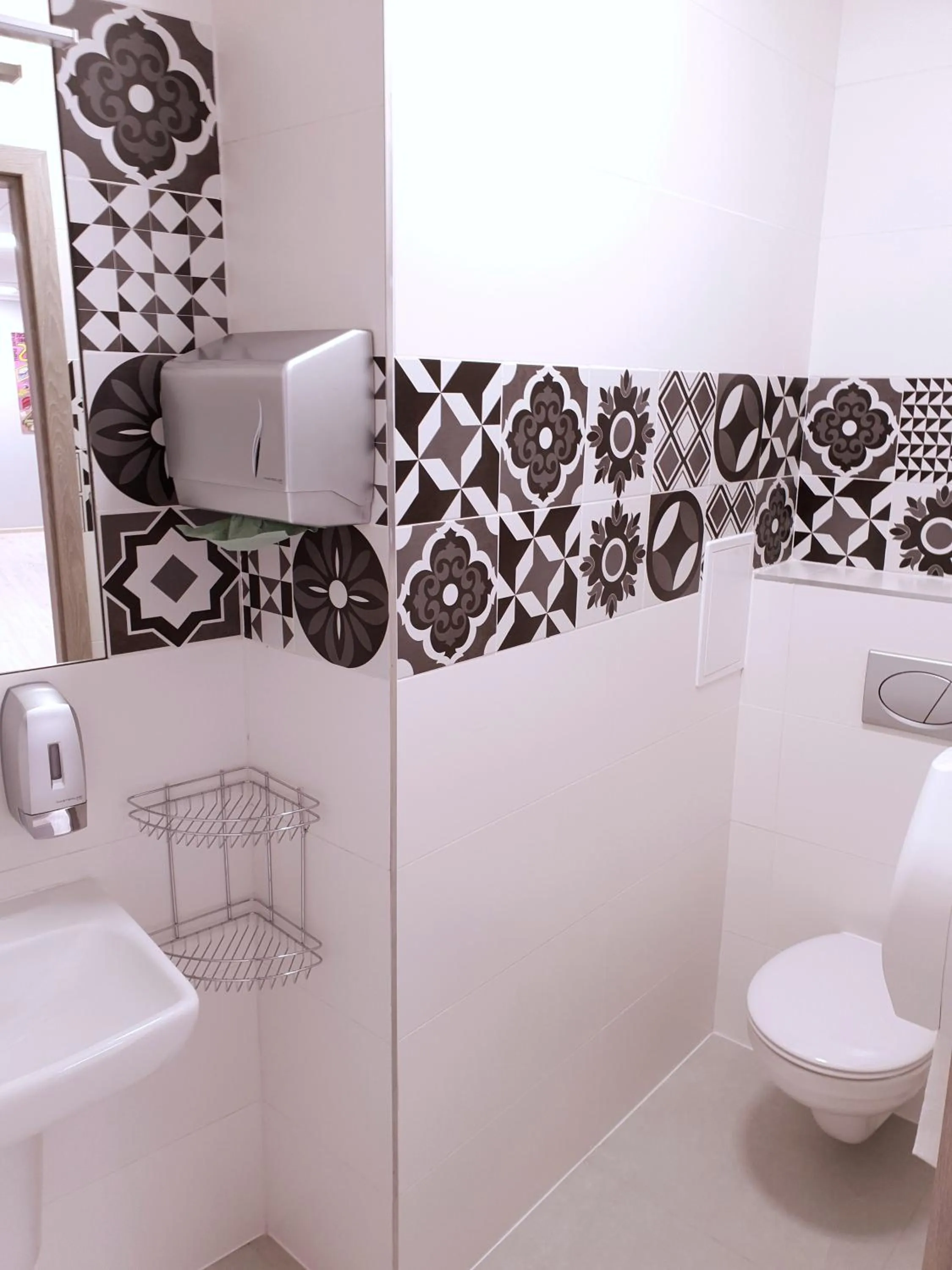 Toilet in Hostel Annamarie