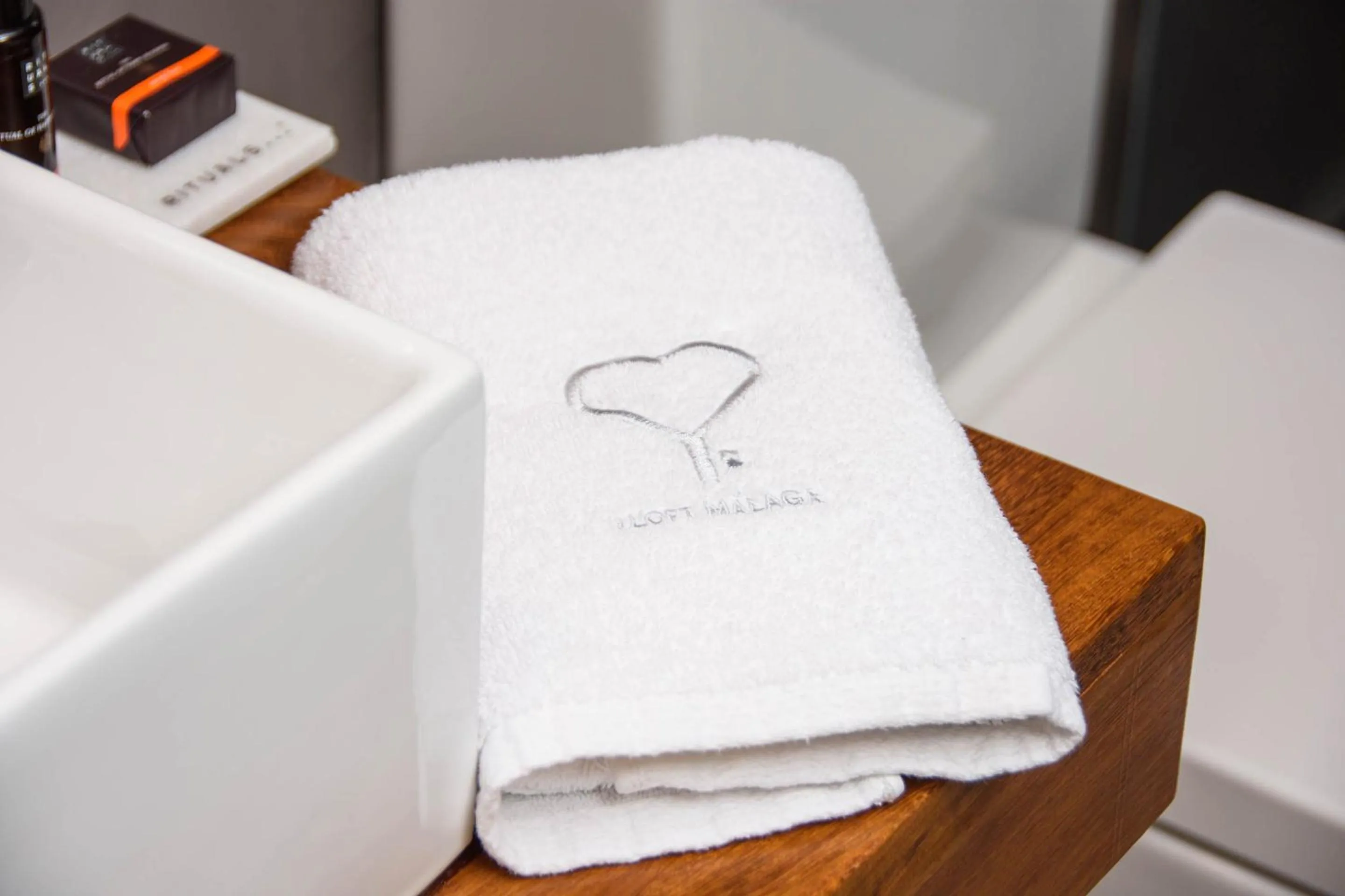 Bathroom, Bed in iloftmalaga San Juan