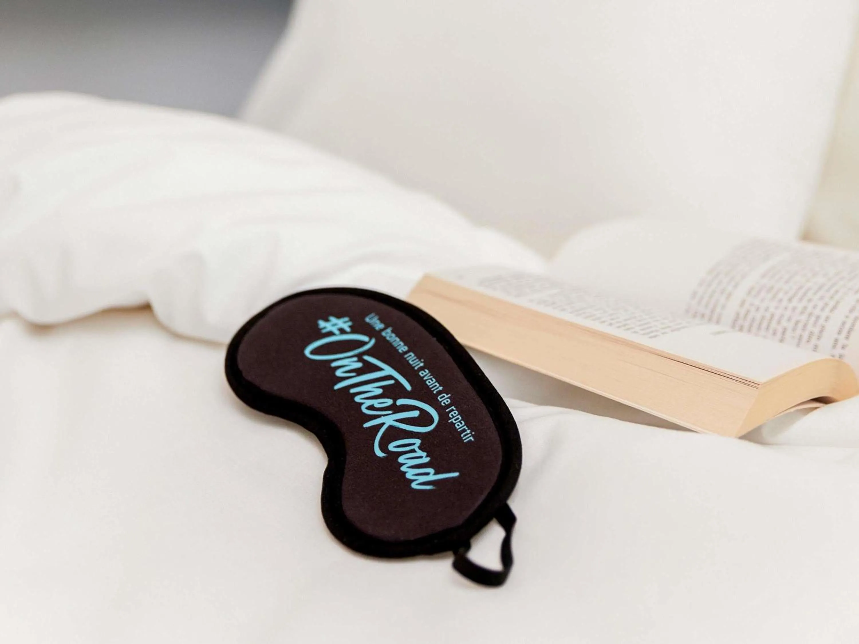 Bedroom, Bed in HotelF1 Marseille Provence