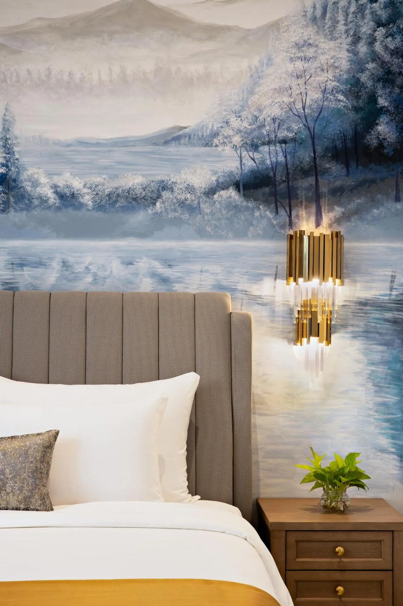 Bed in The Grand Mansion Menteng