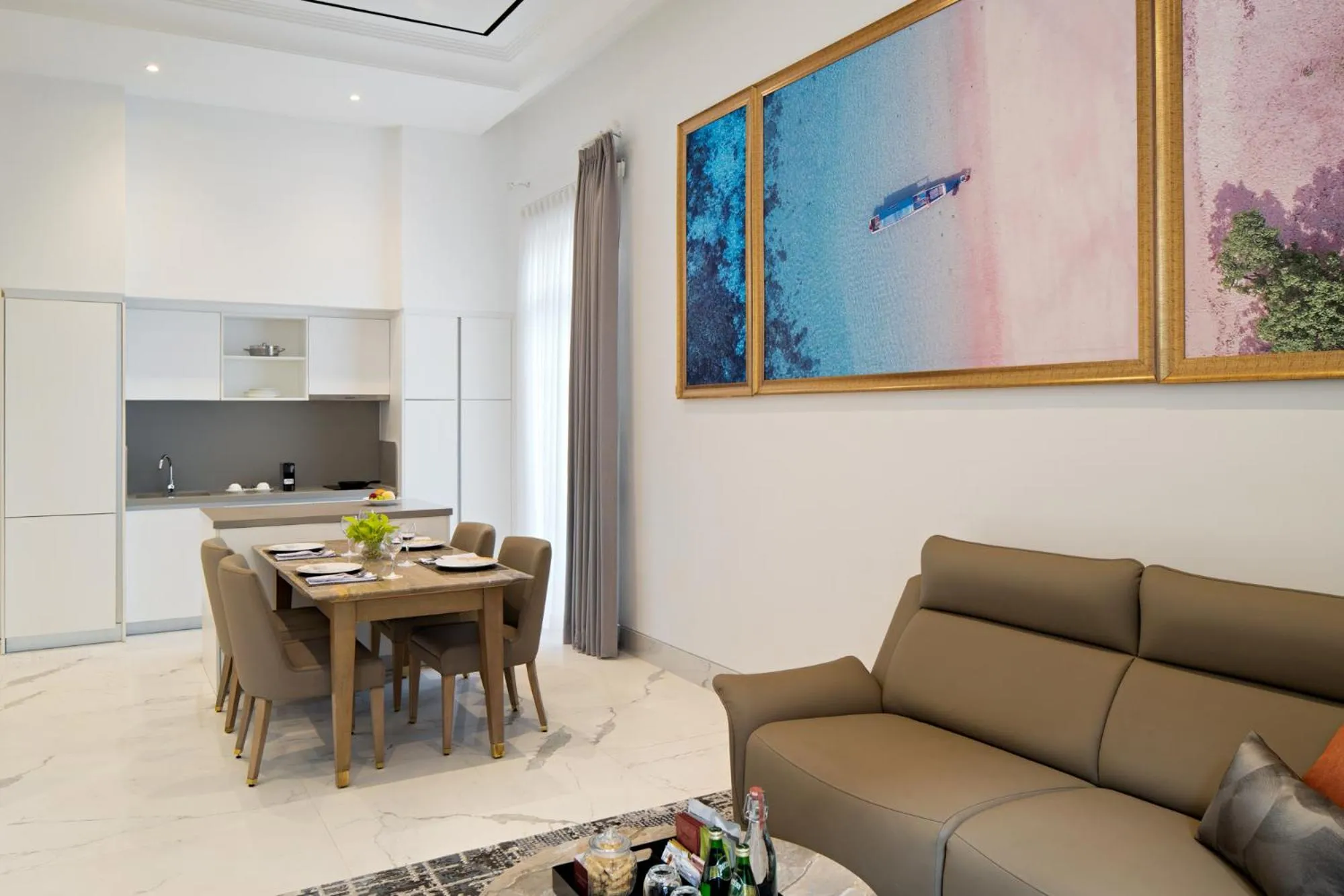 Kitchen or kitchenette in The Grand Mansion Menteng