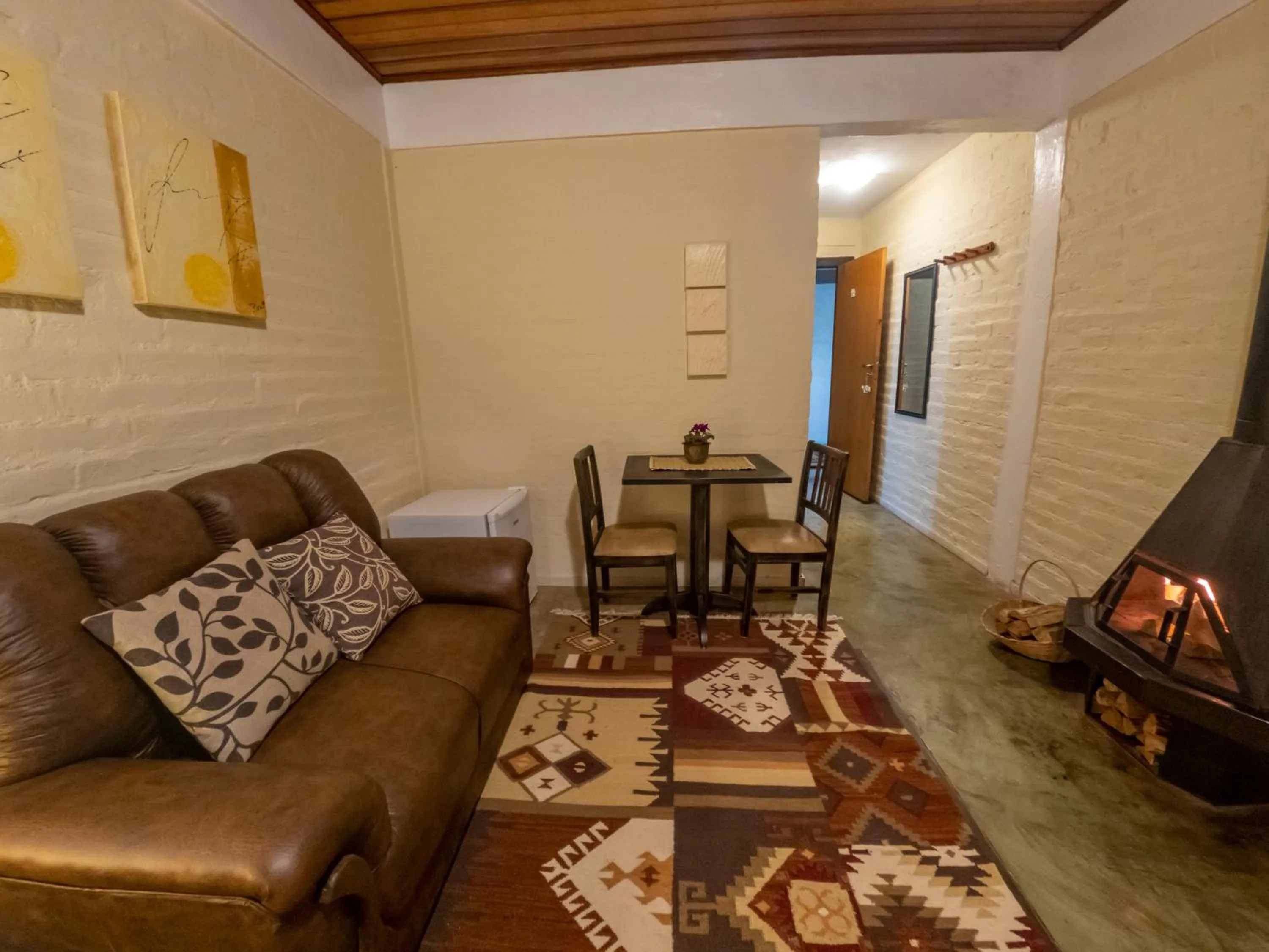 Seating area in Pousada VillaSerrana