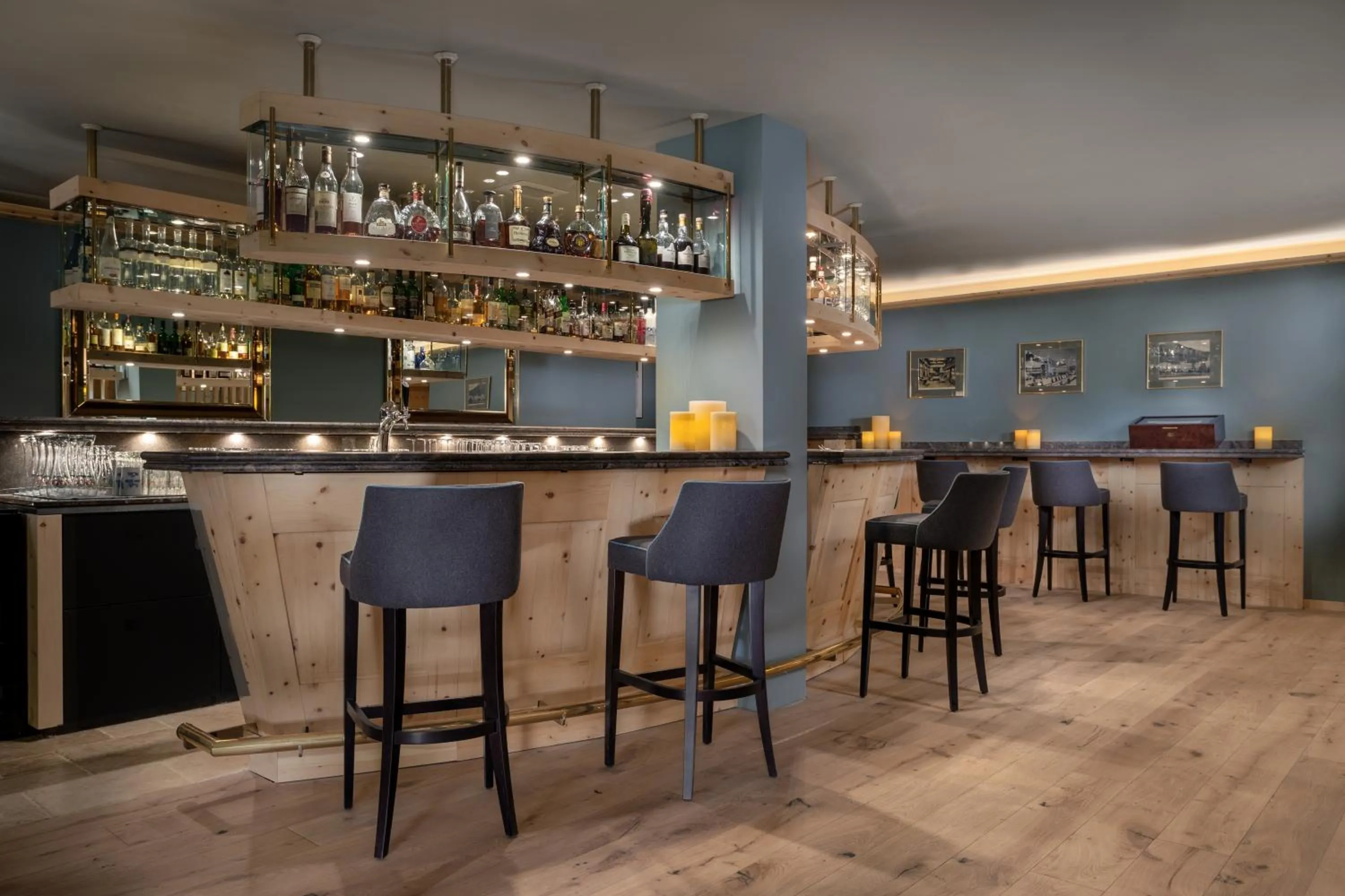 Lounge or bar in Hotel Seehof Davos