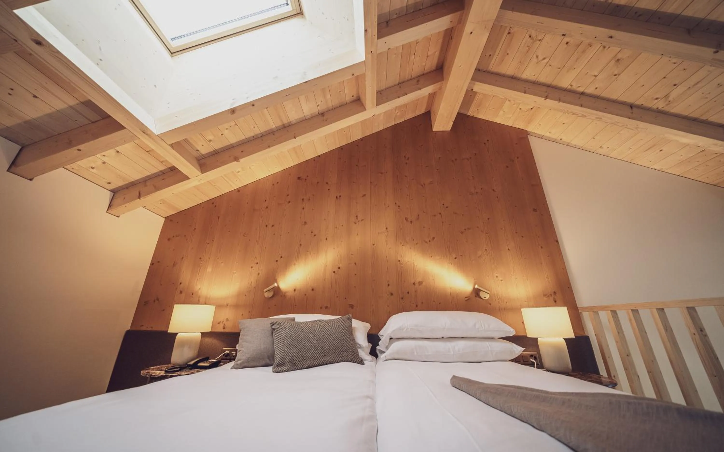 Staff, Bed in Hotel Waldhuus