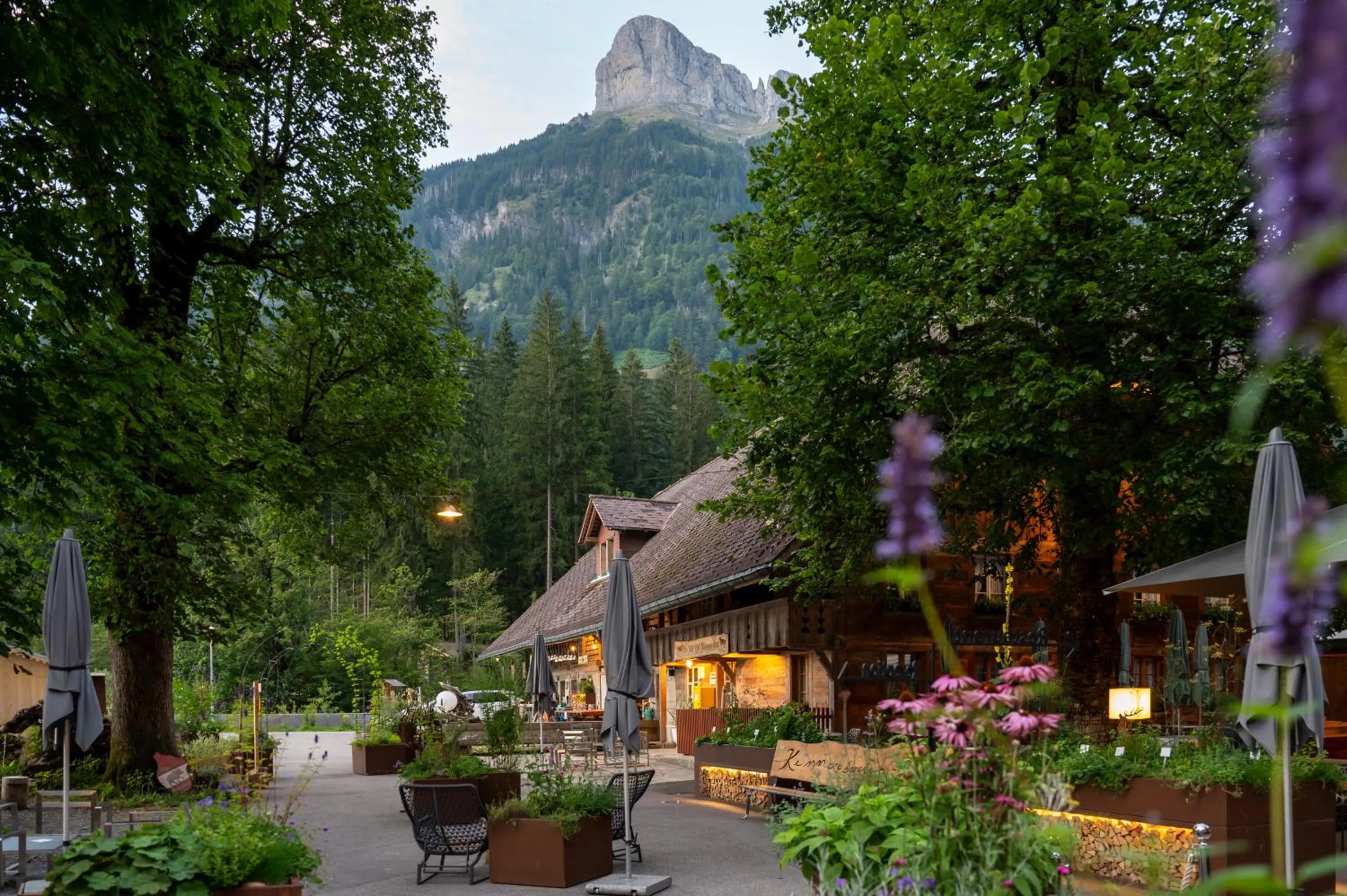 Property building in Hotel Kemmeriboden-Bad AG