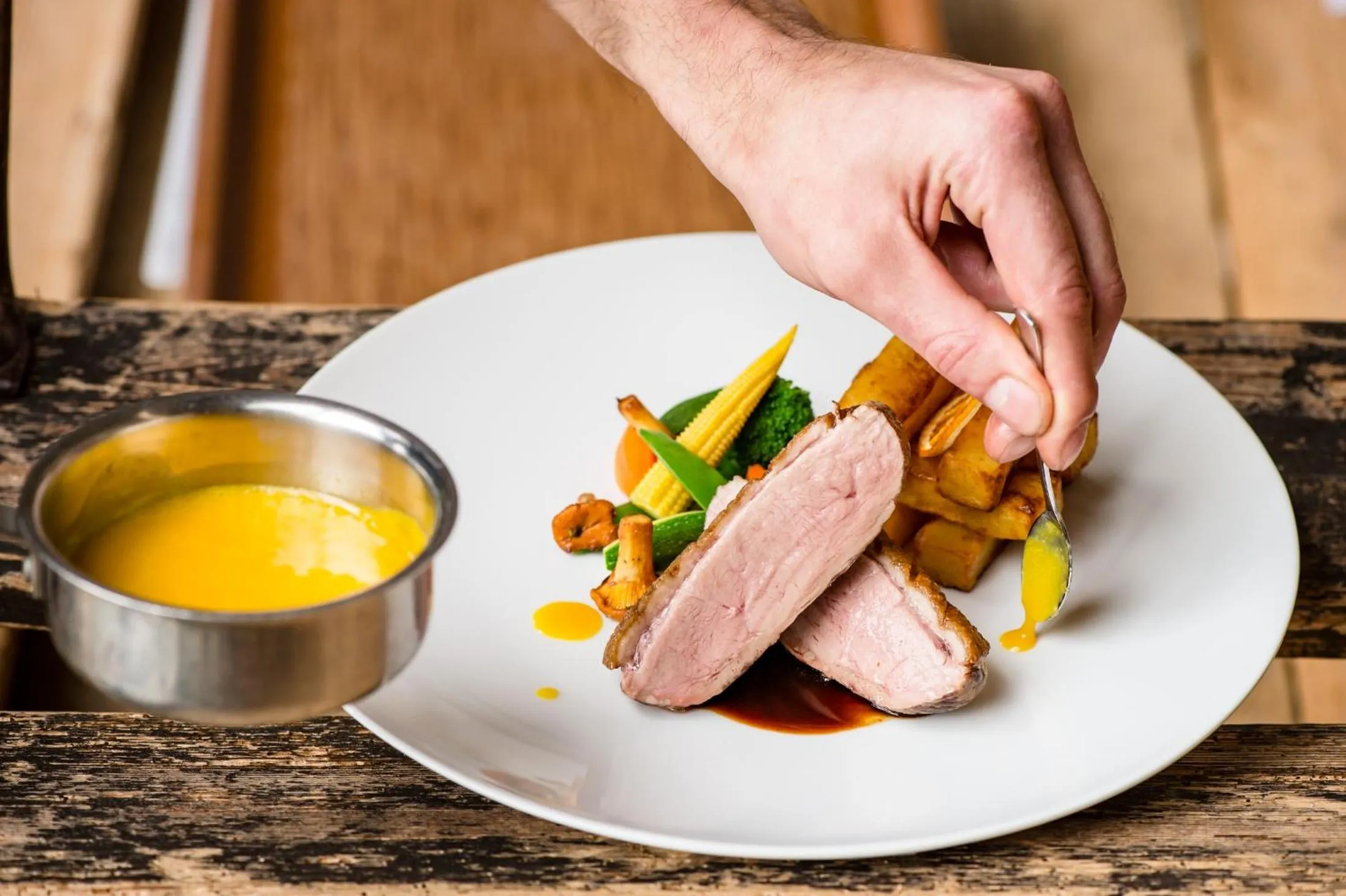 Food in Hotel Kemmeriboden-Bad AG