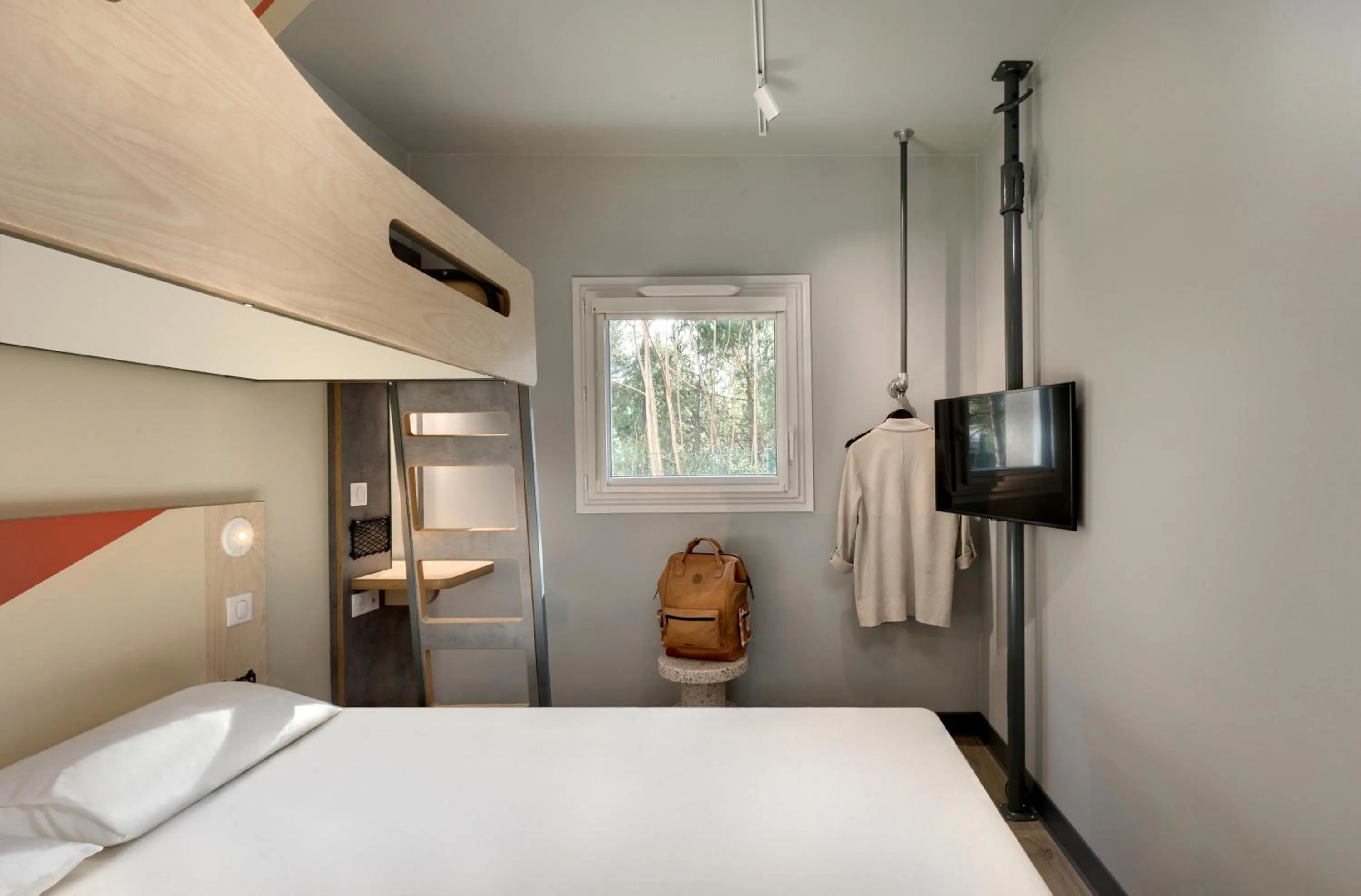 Photo of the whole room, Bed in Hotel Ibis Budget Montpellier Centre Millenaire -